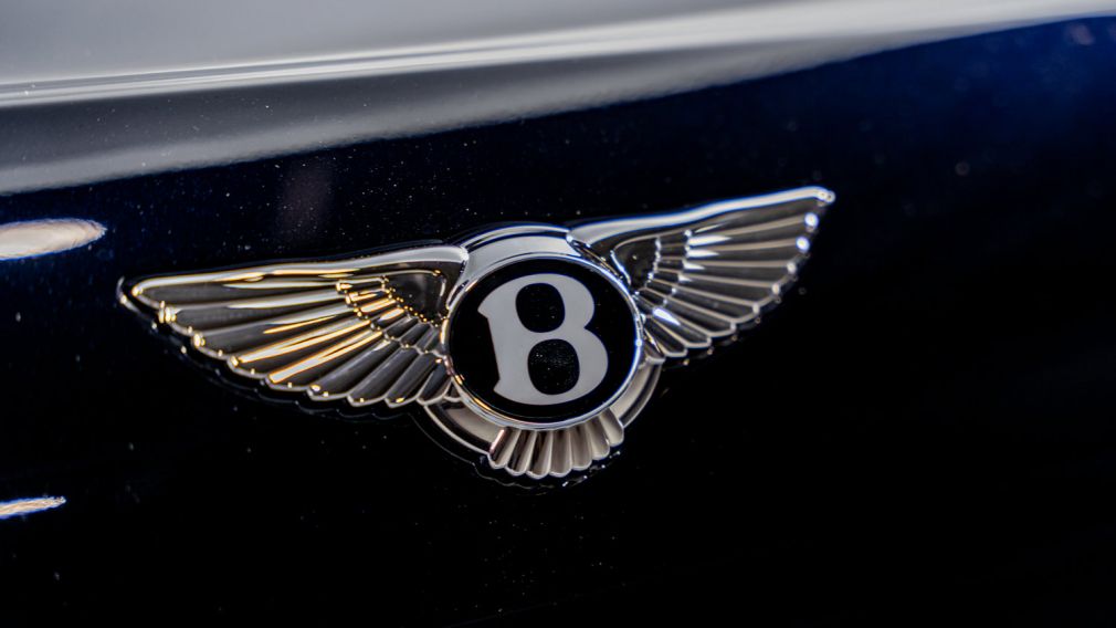 2023 Bentley Flying Spur Azure #13