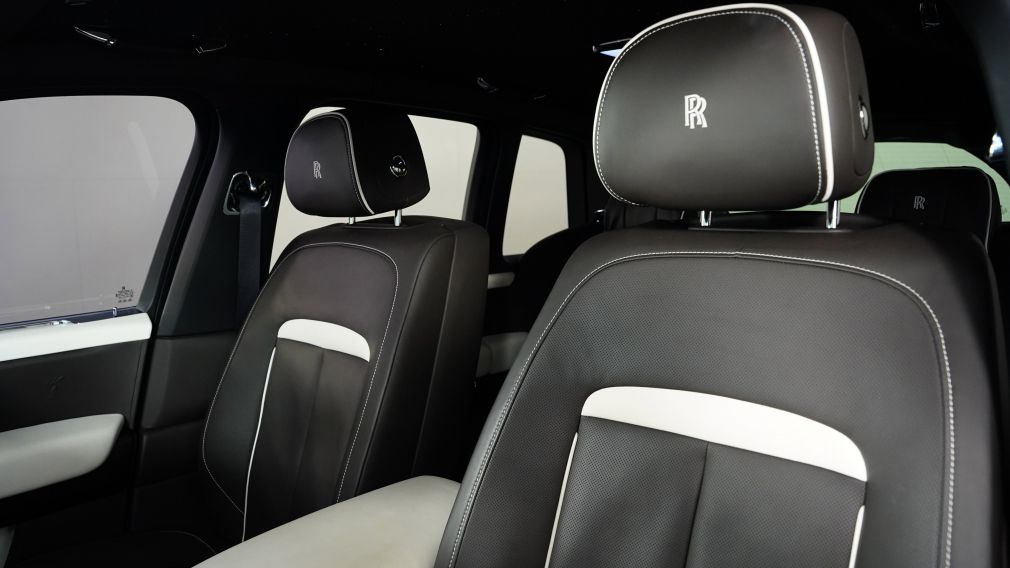 2023 Rolls Royce Cullinan RR31 photo 3