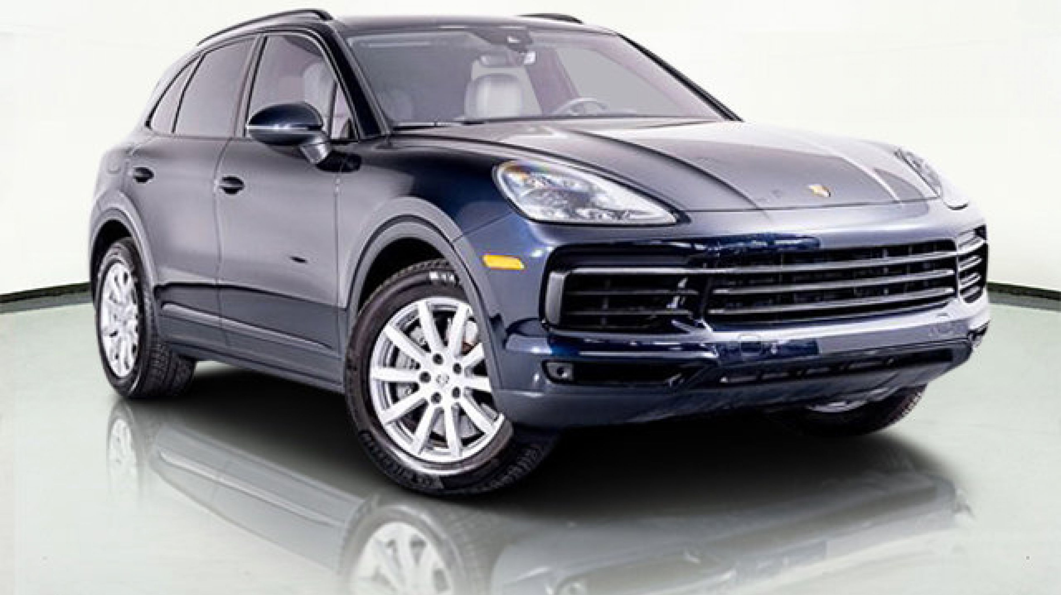 2022 Porsche Cayenne S's photo