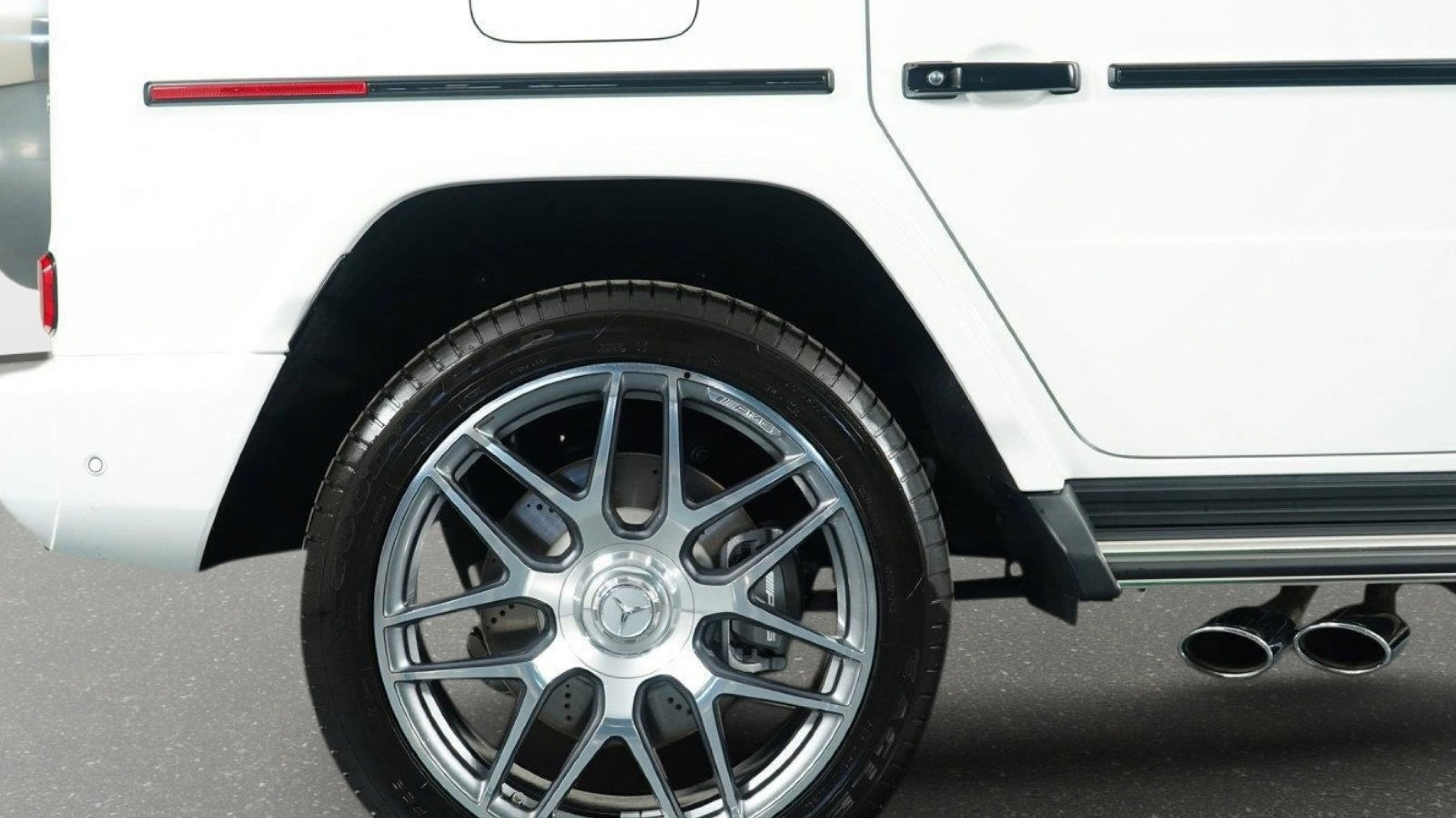 2025 Mercedes-Benz G-Class Mercedes-AMG - Photo 15