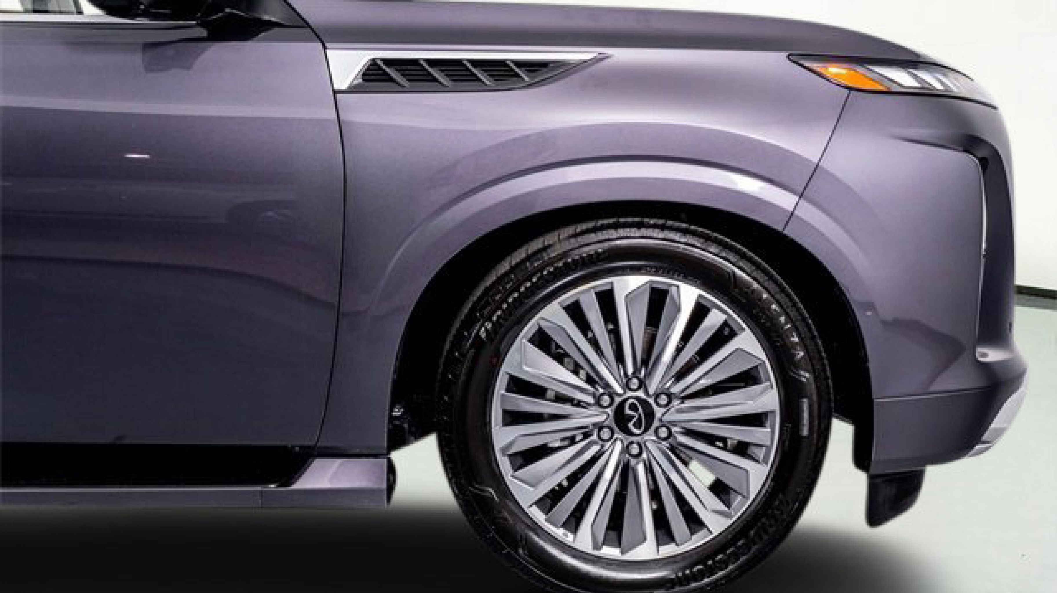 2025 Infiniti QX80 Sensory photo 3