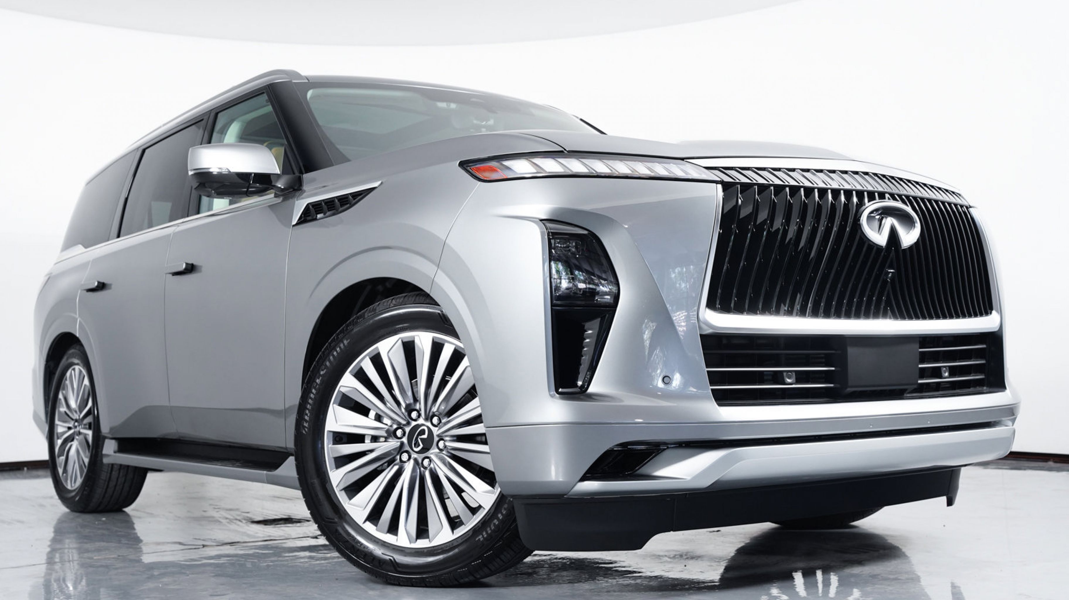 2025 Infiniti QX80 Sensory photo 3