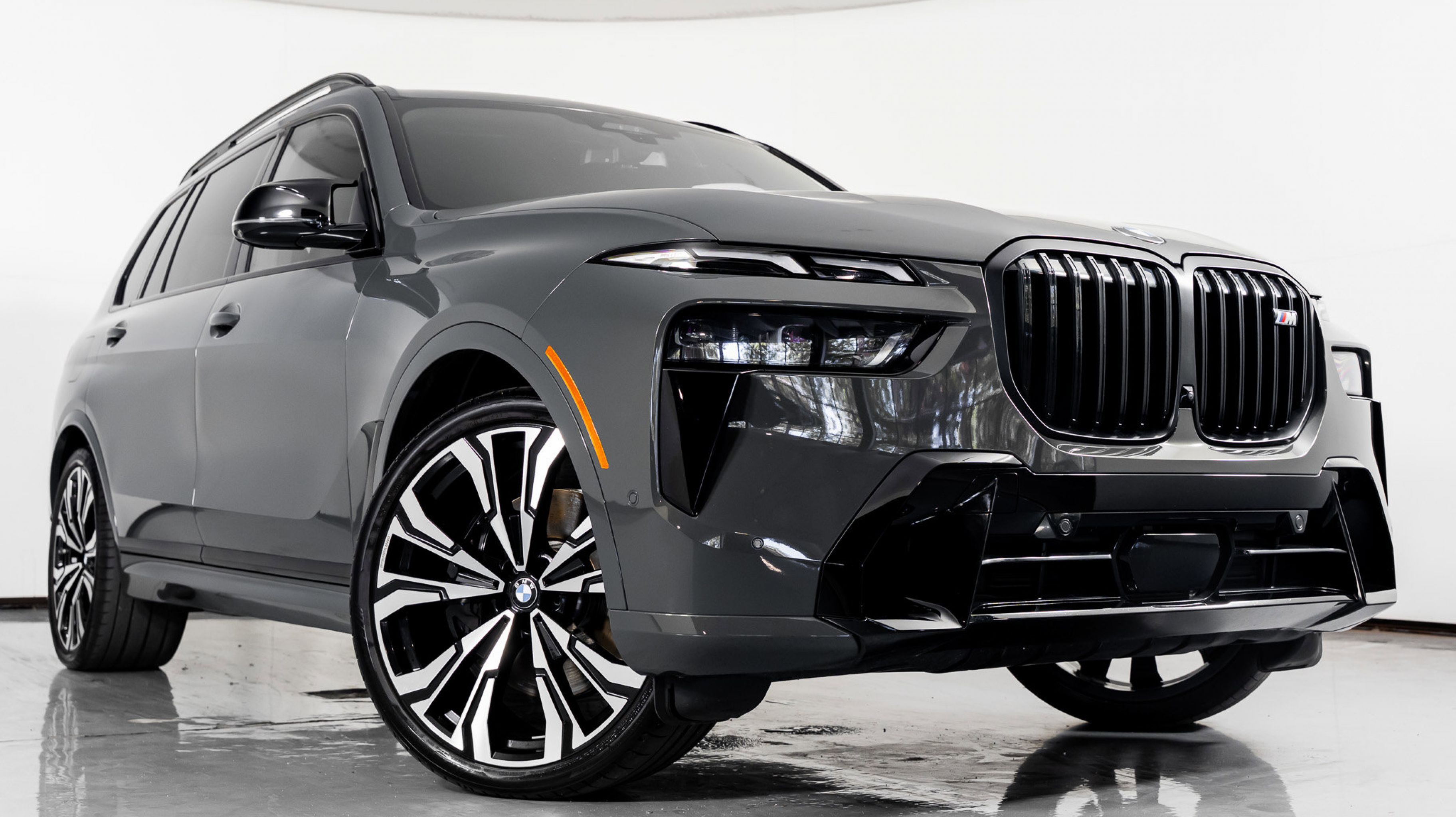 Used 2024 BMW X7 M60i for sale at HGreg