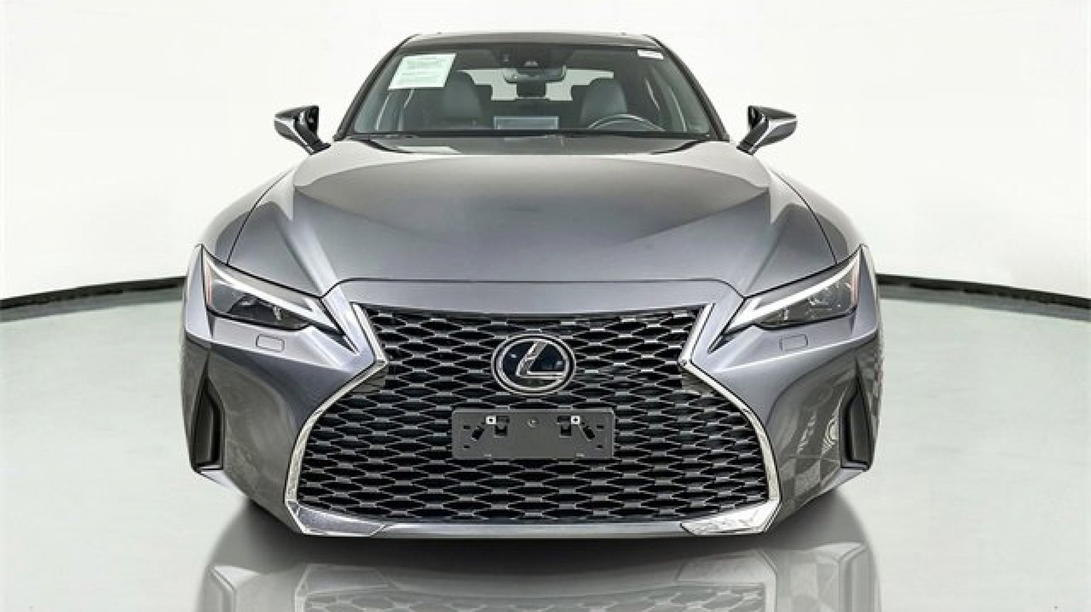 2023 Lexus IS 300 photo 3