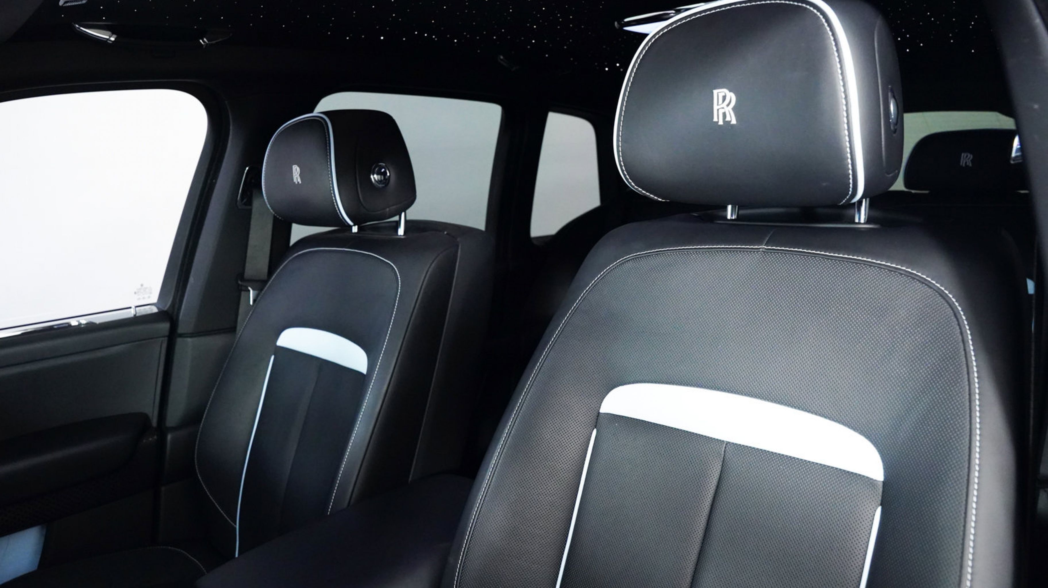 2024 Rolls Royce Cullinan Black Badge photo 3