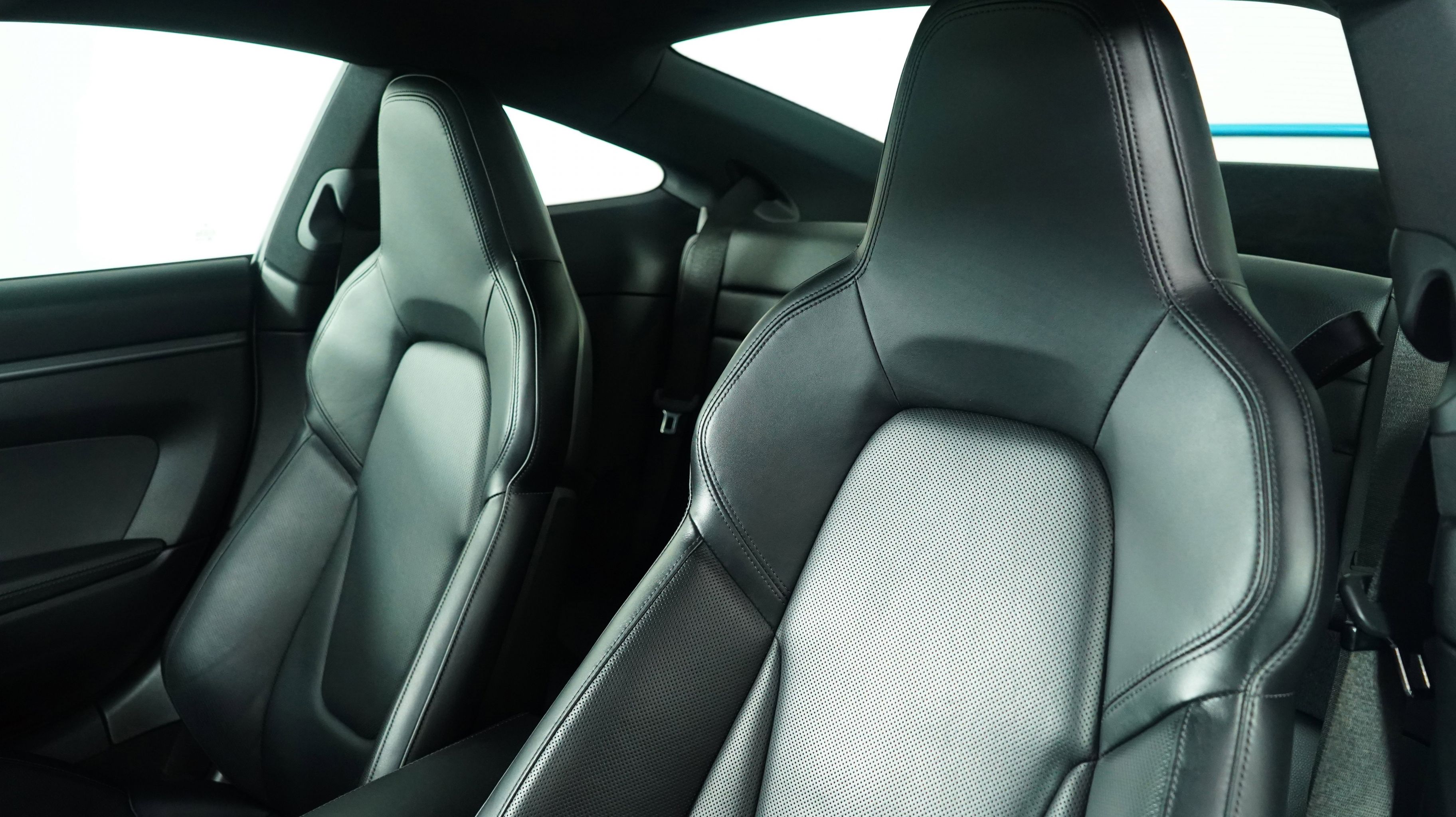 2021 Porsche 911 4 photo 3