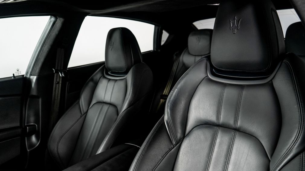 2022 Maserati Quattroporte GT photo 3