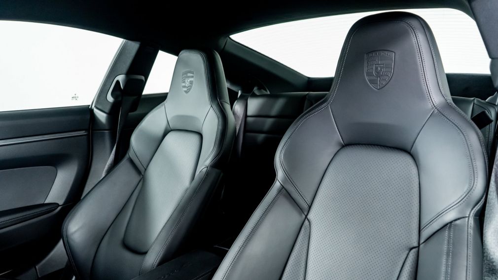 2020 Porsche 911 S Coupe photo 3