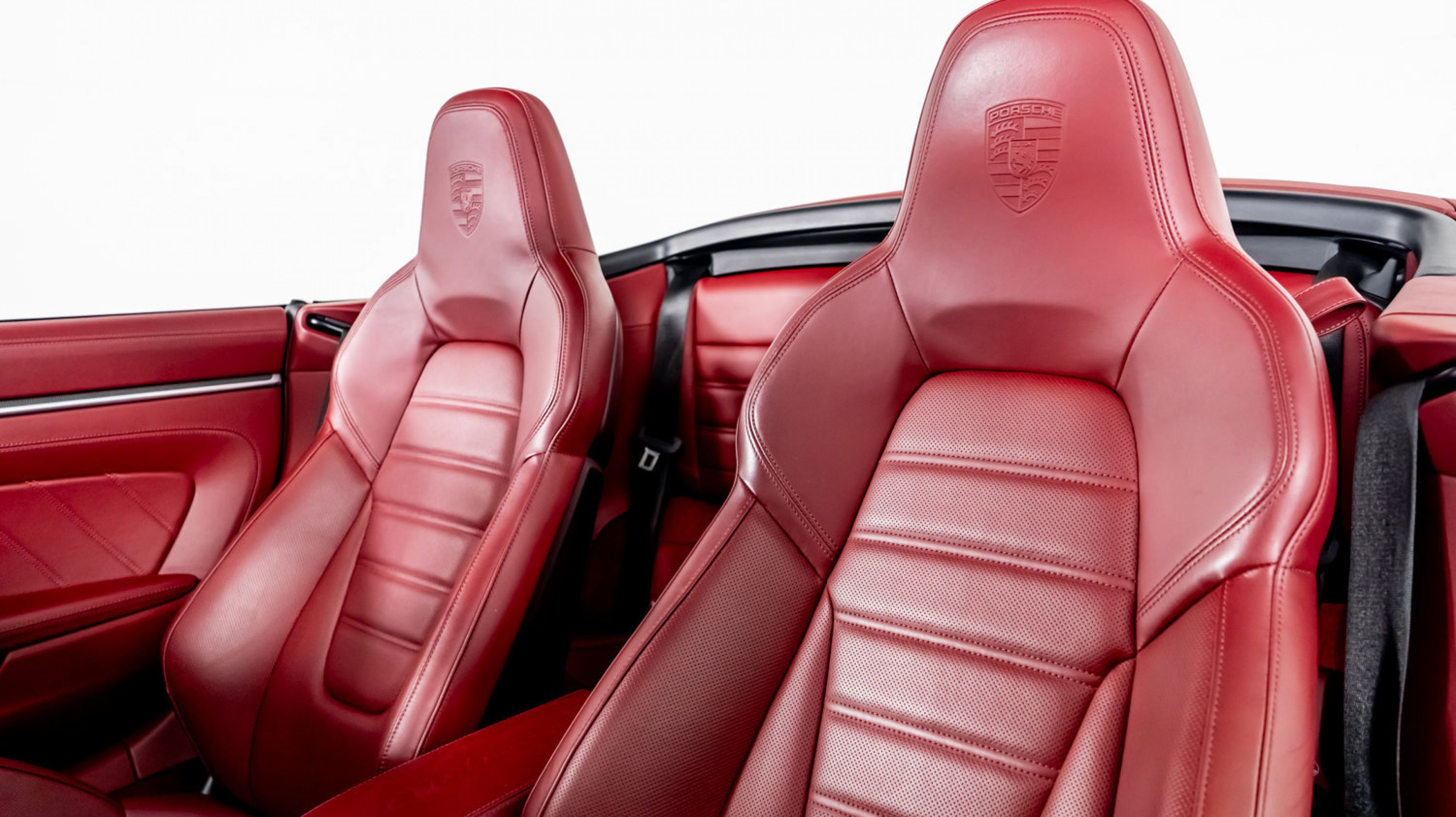 2024 Porsche 911 Turbo S Cabriolet photo 3