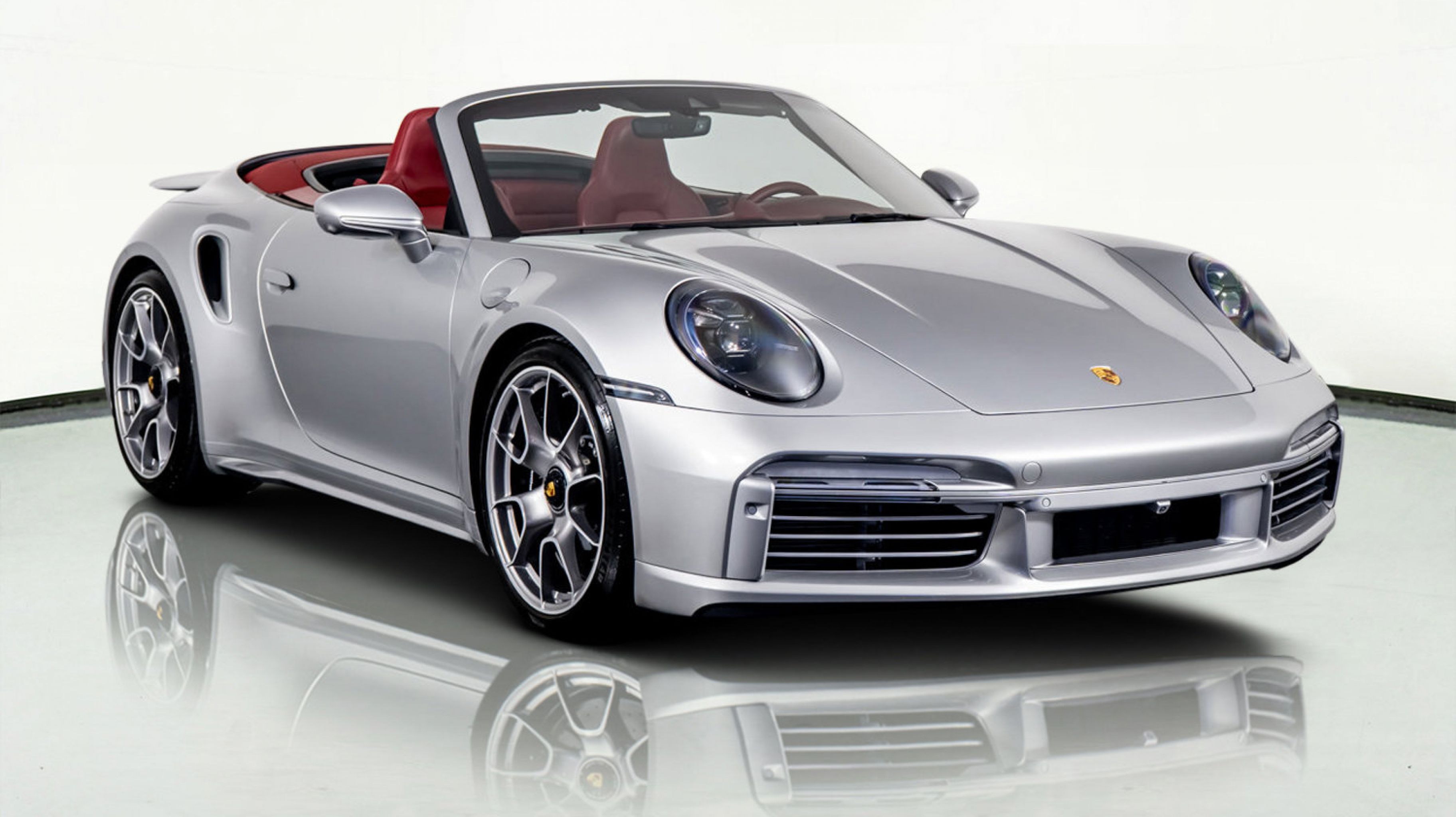 2024 Porsche 911 Turbo S Cabriolet photo 4