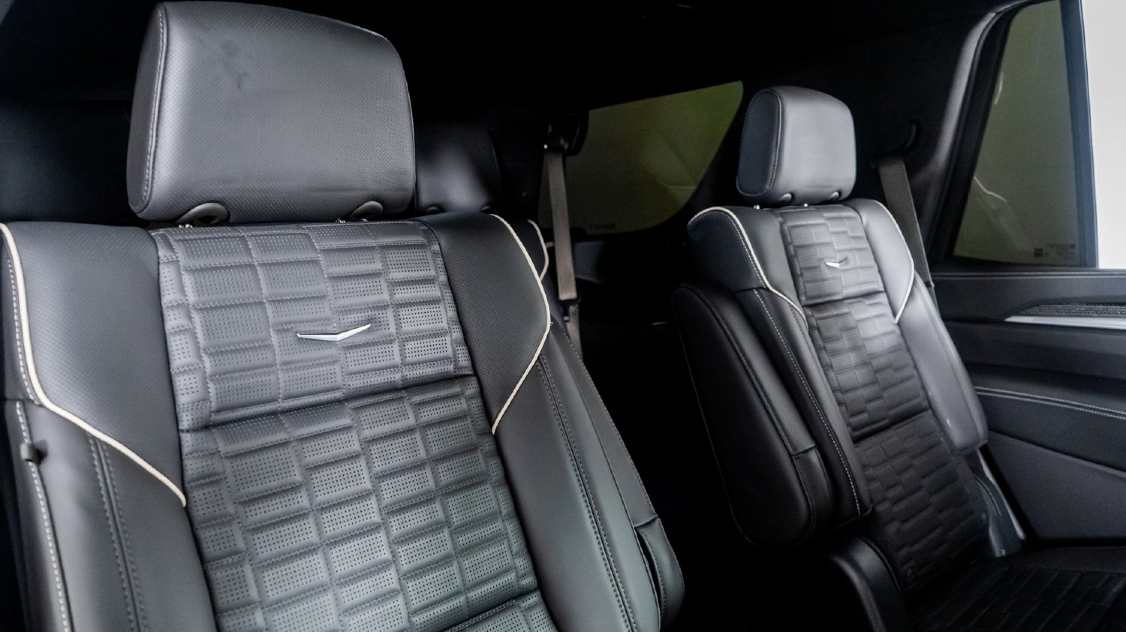 2025 Cadillac Escalade V-Series photo 30