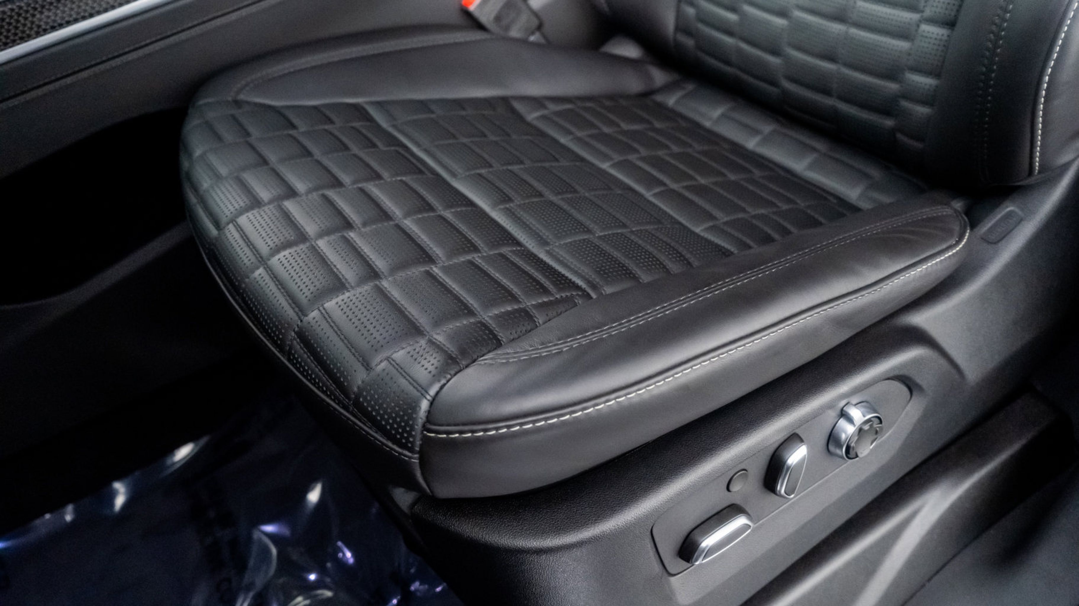 2025 Cadillac Escalade V-Series photo 27