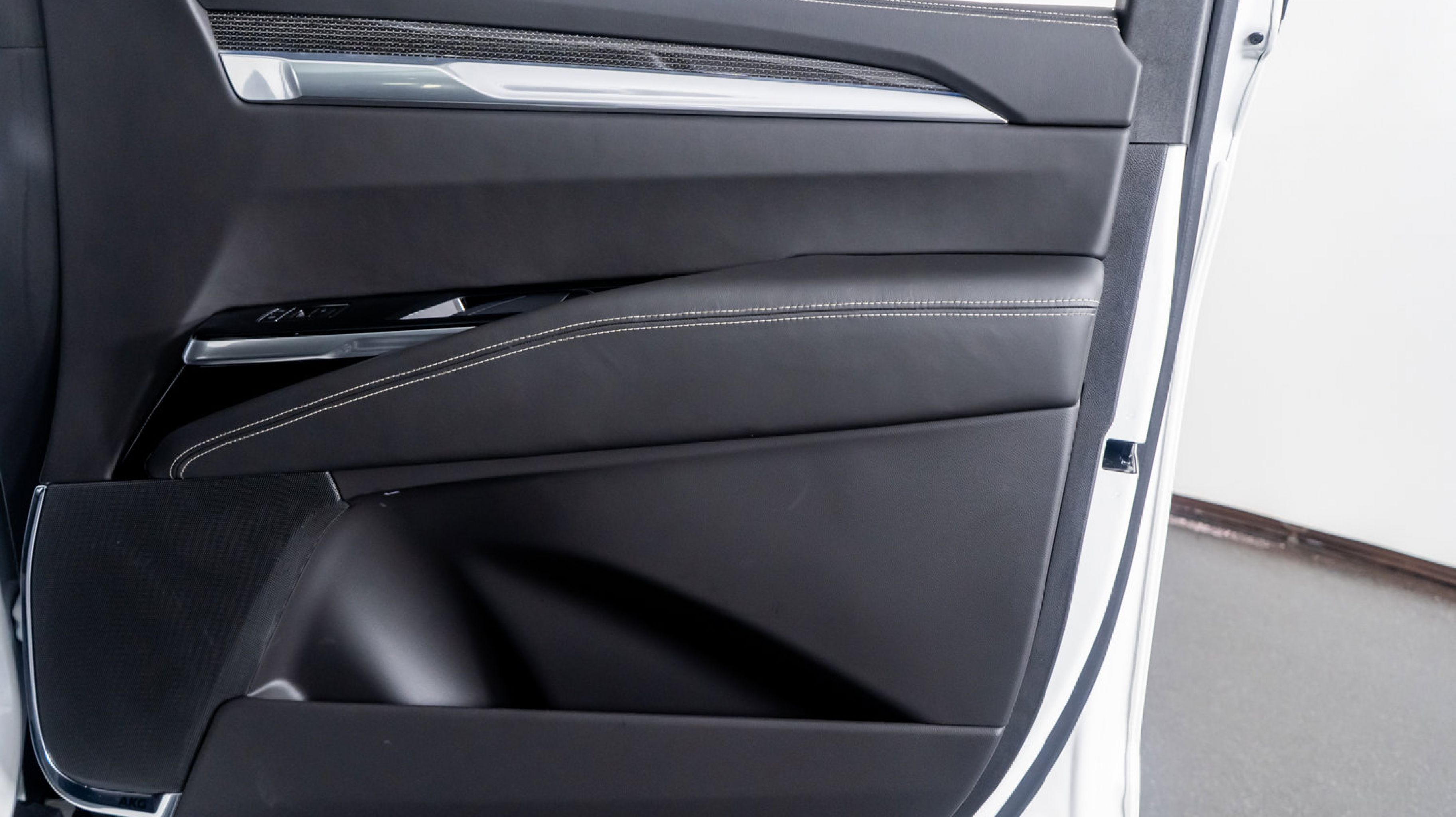 2025 Cadillac Escalade V-Series photo 39