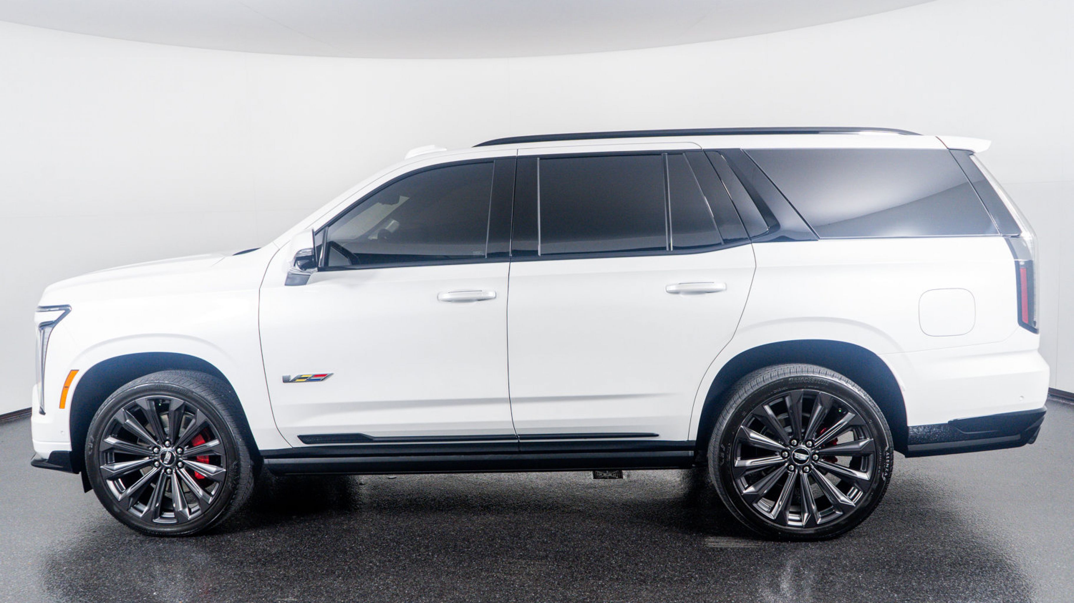 2025 Cadillac Escalade V-Series photo 16