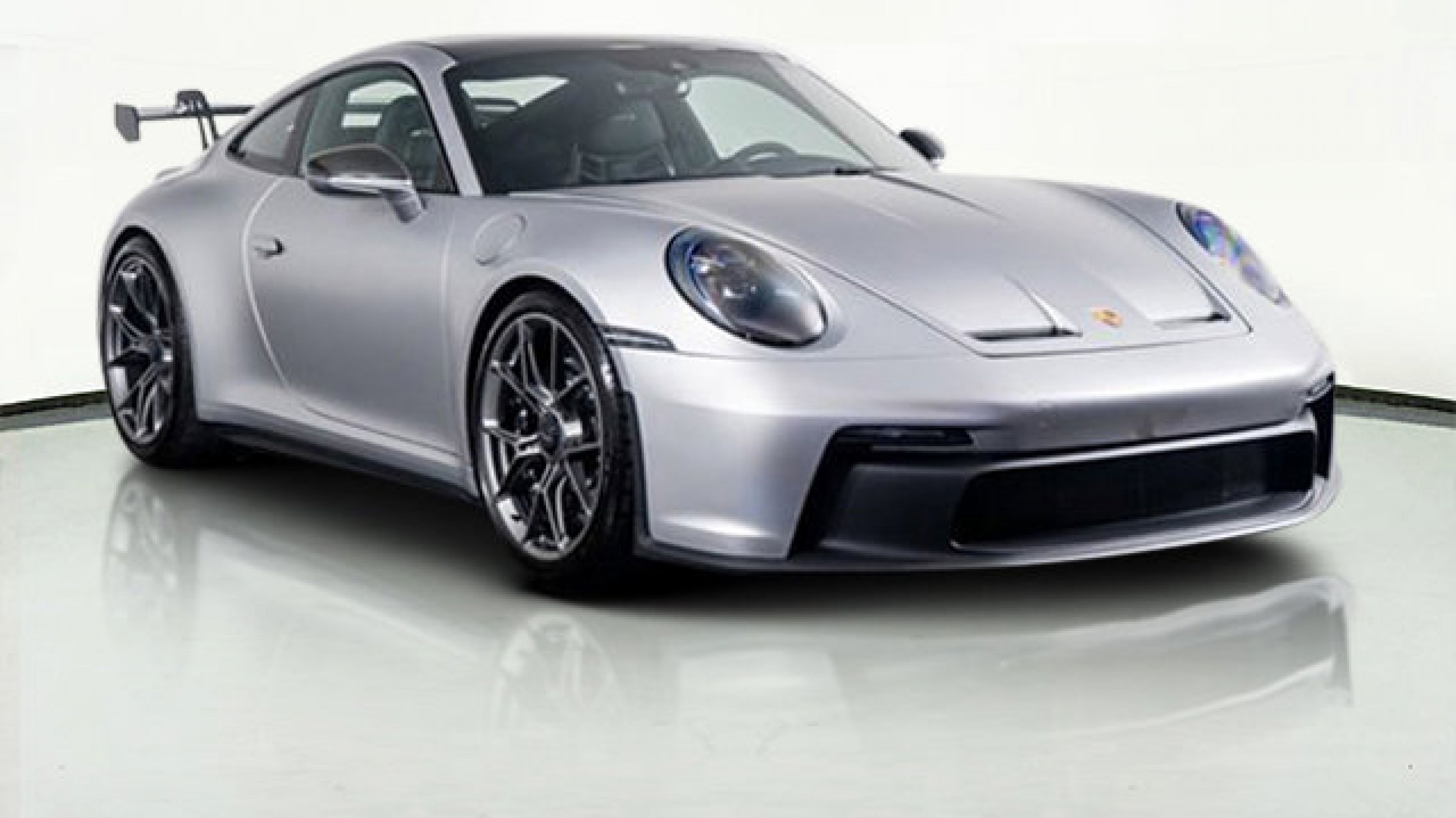 2024 Porsche 911 GT3 photo 4