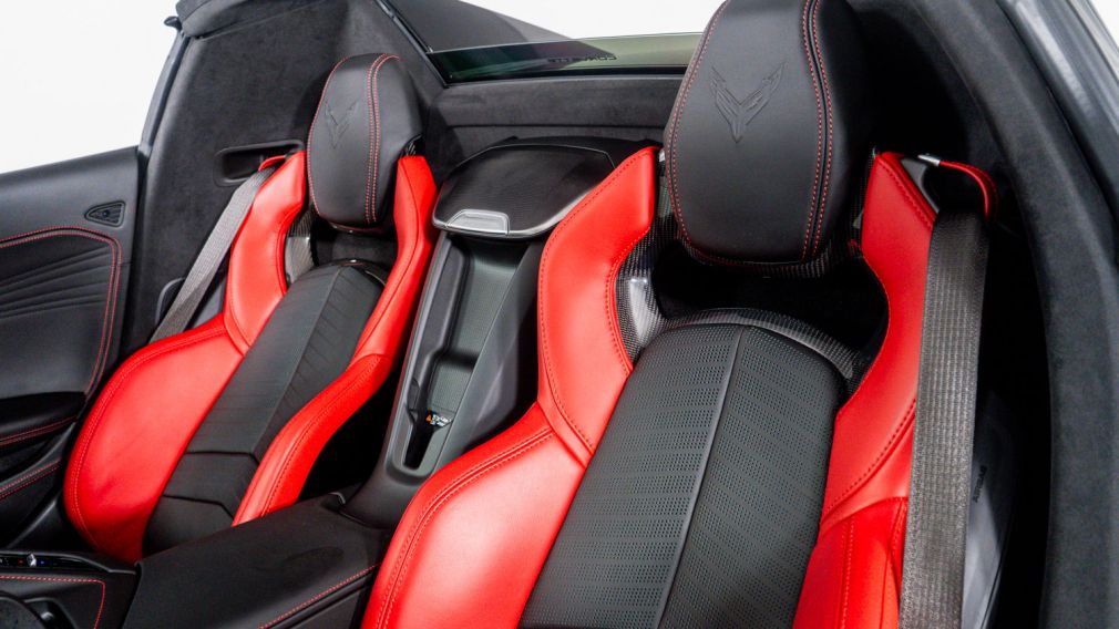 2025 Chevrolet Corvette Z06 3LZ photo 3
