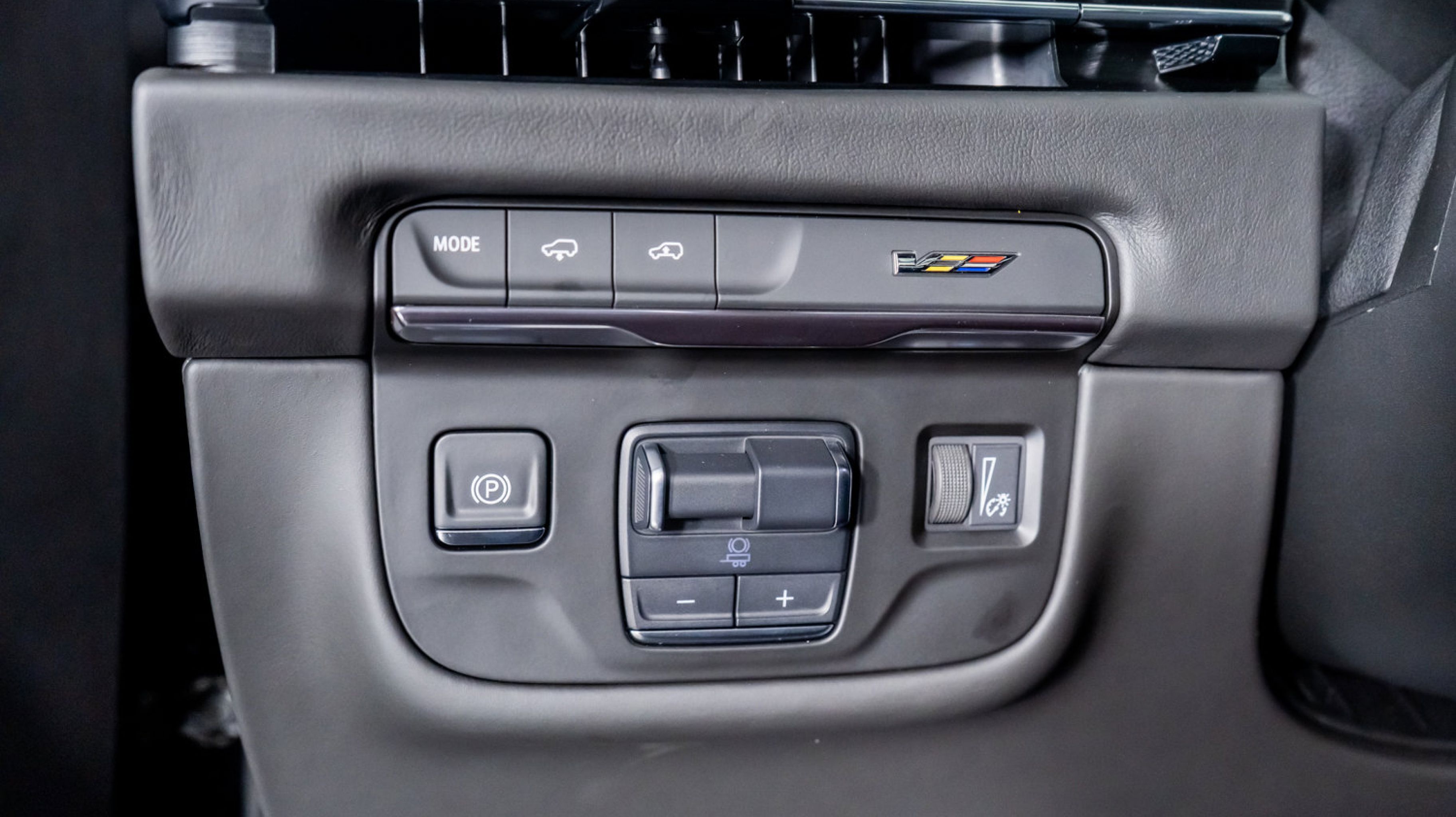 2025 Cadillac Escalade V-Series photo 52