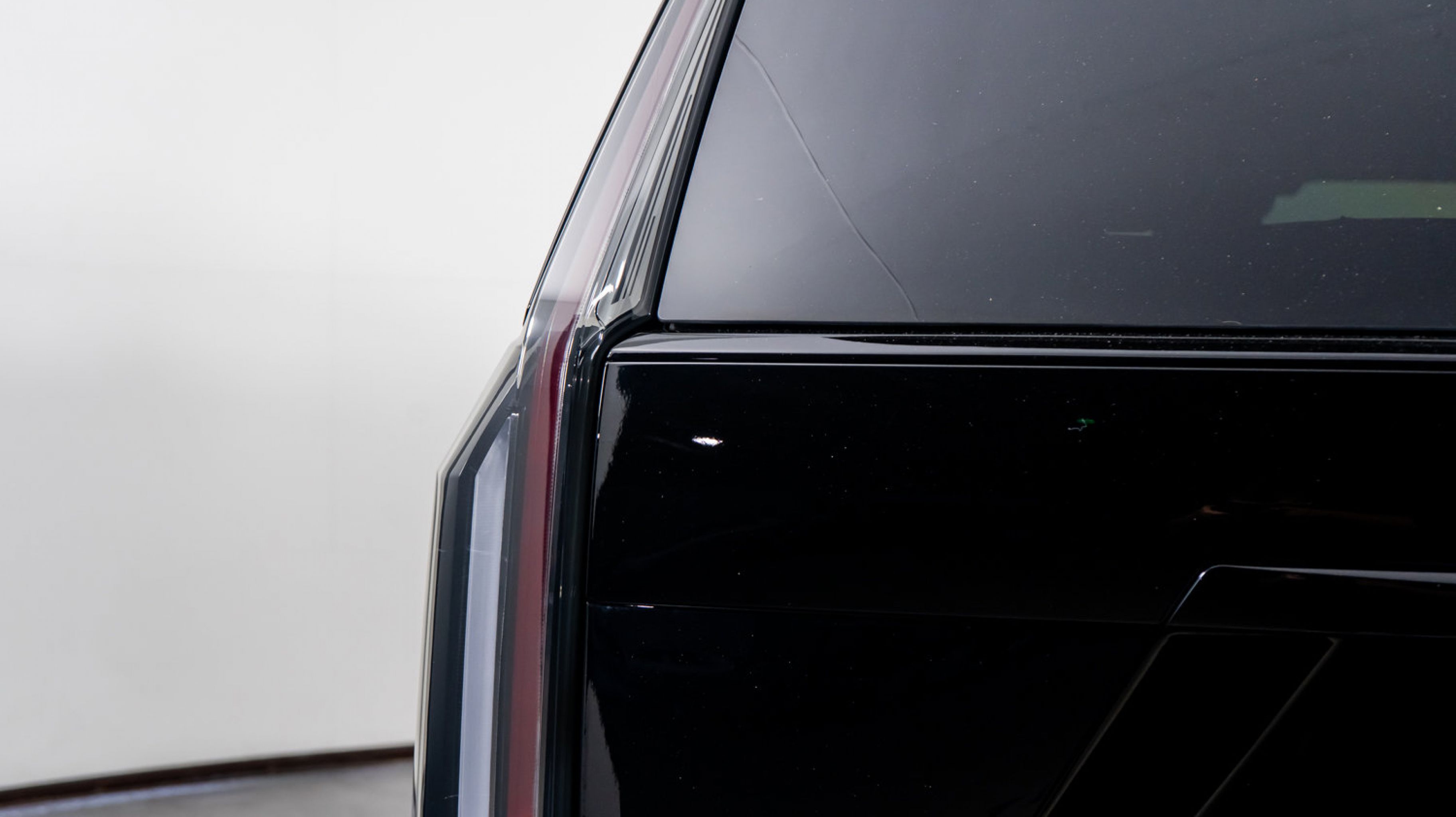 2025 Cadillac Escalade V-Series photo 10