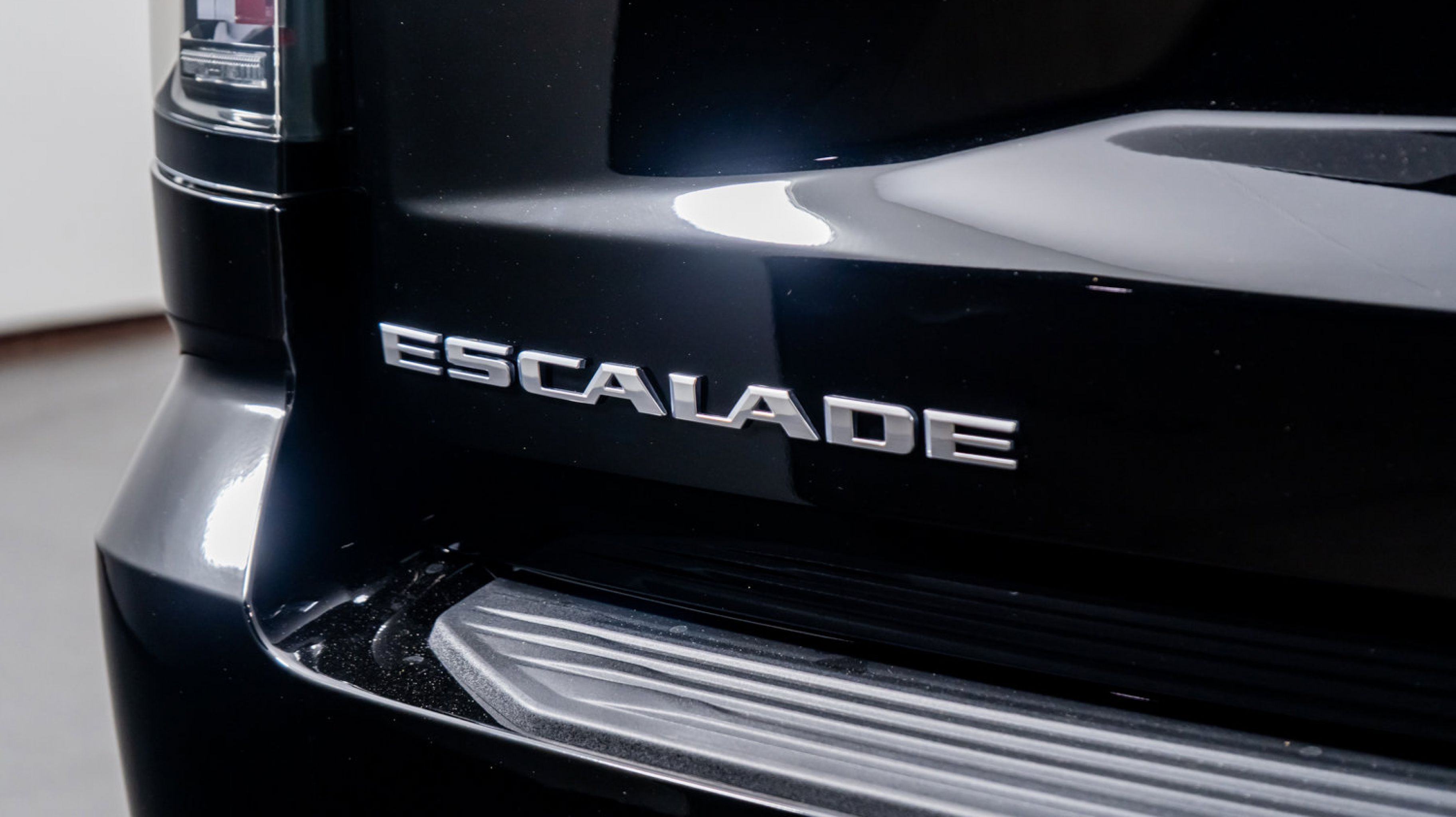 2025 Cadillac Escalade V-Series photo 12