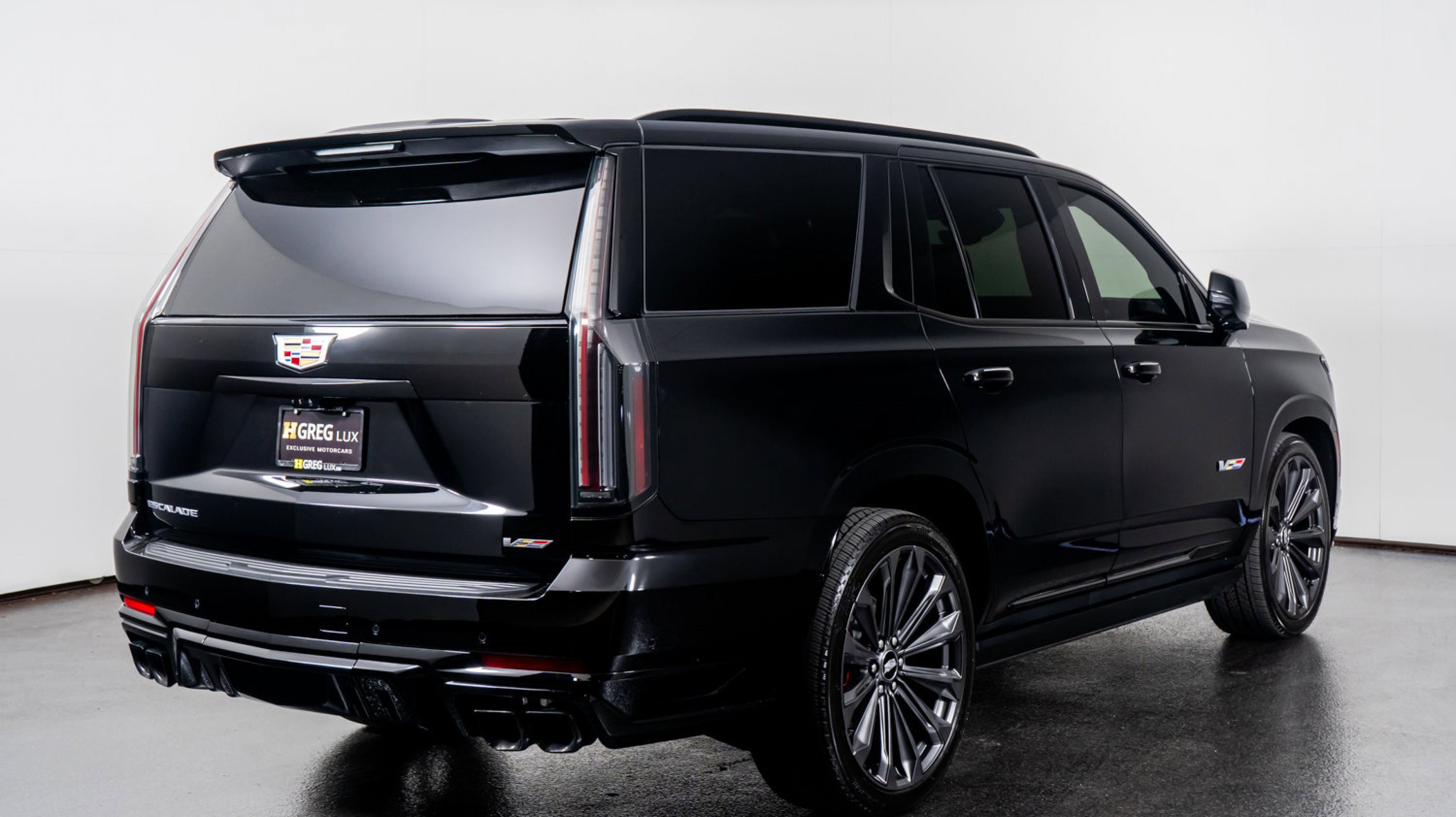 2025 Cadillac Escalade V-Series photo 8