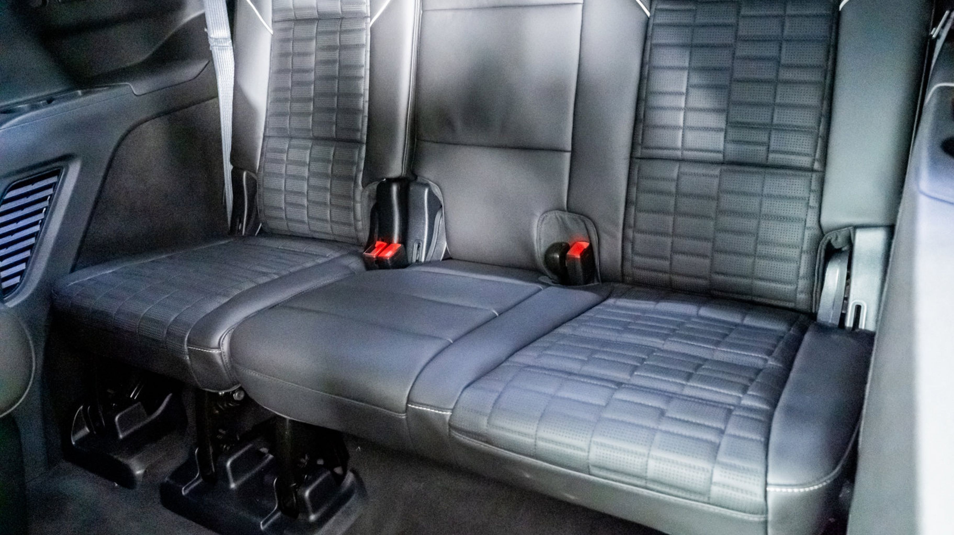 2025 Cadillac Escalade V-Series photo 34