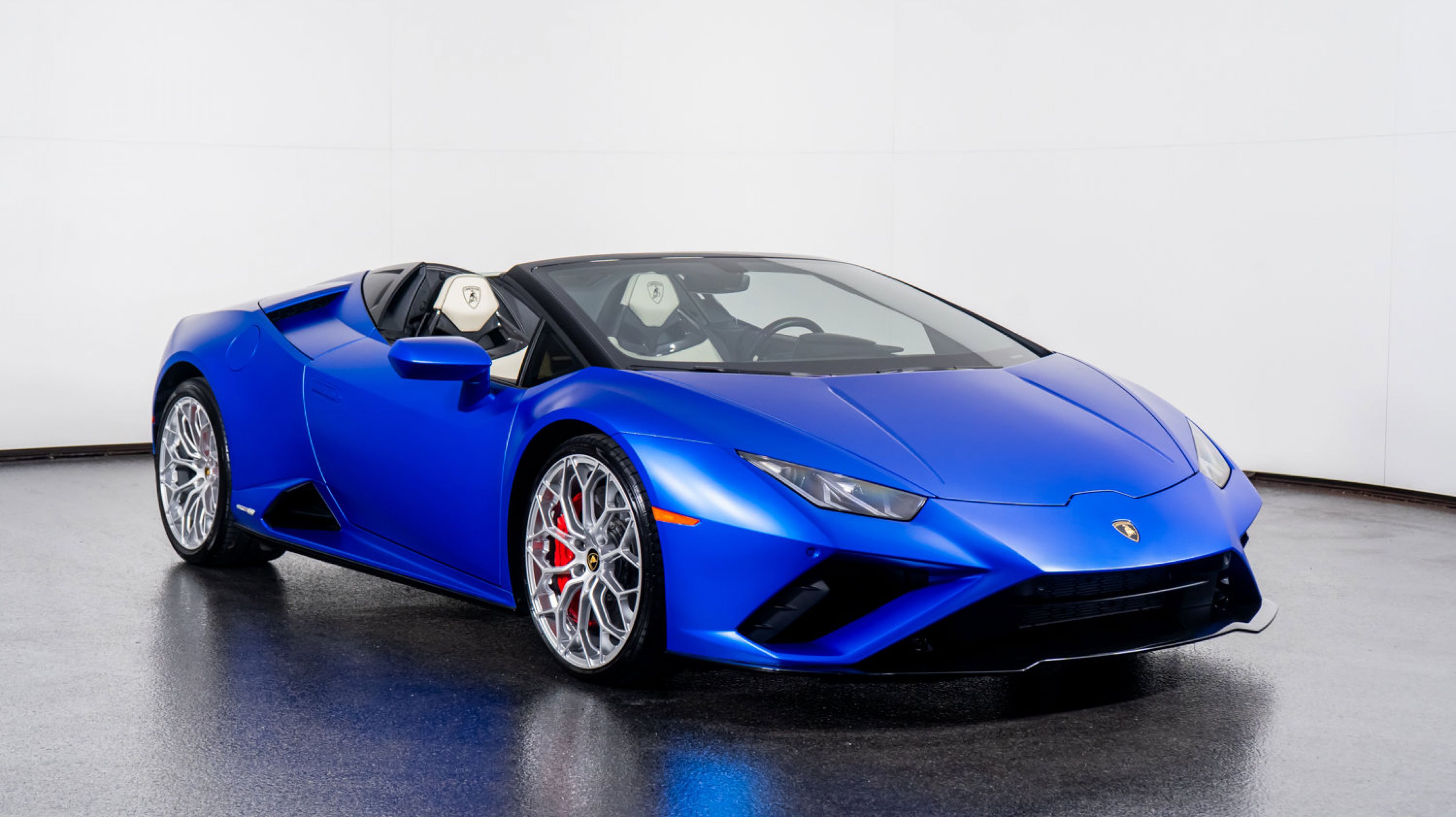 2021 Lamborghini Huracan Evo photo 4