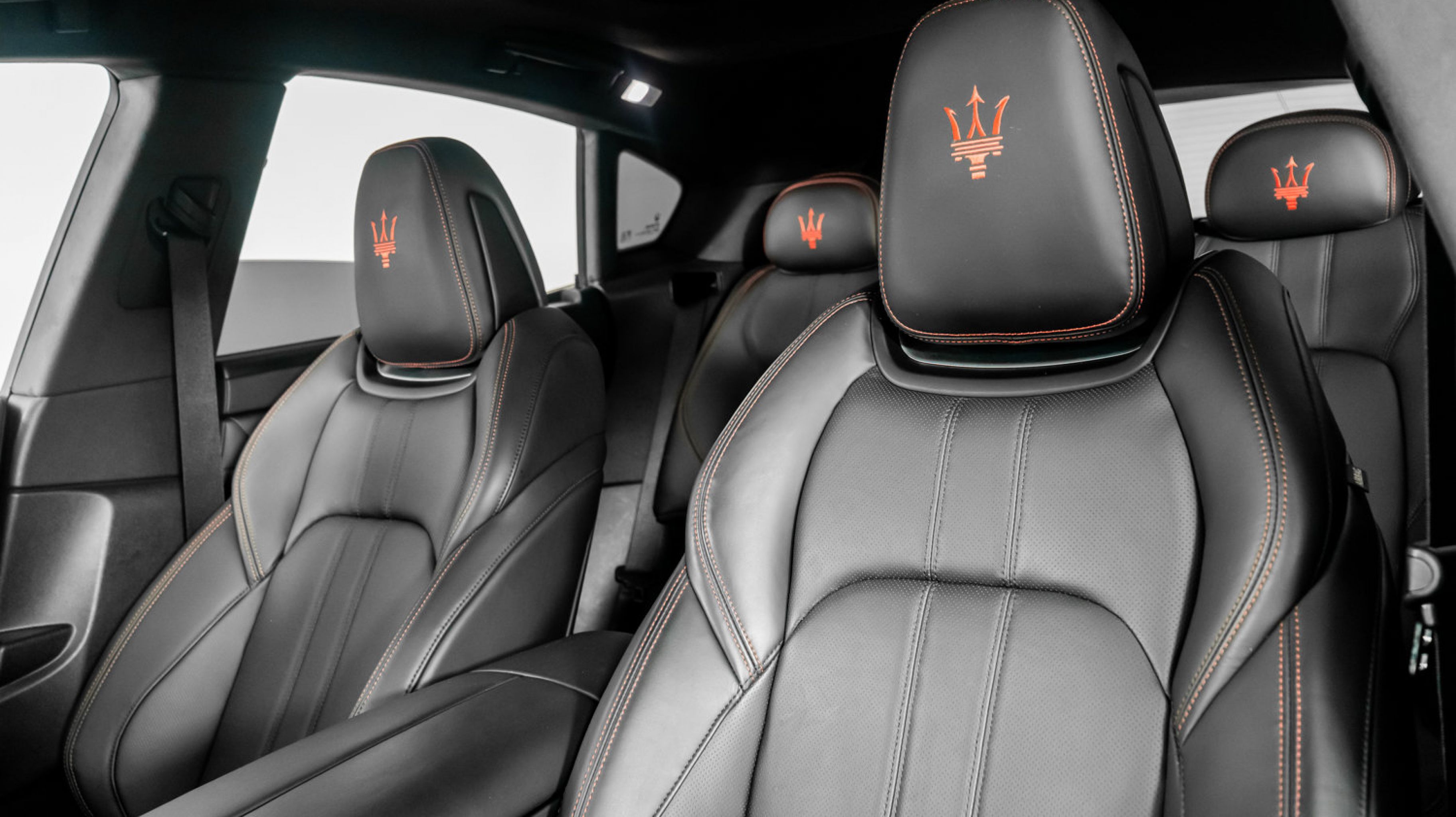 2024 Maserati Levante Modena photo 3