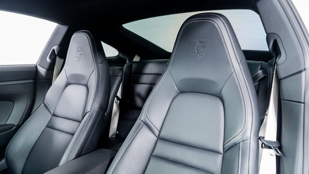 2024 Porsche 911 4S Coupe photo 3