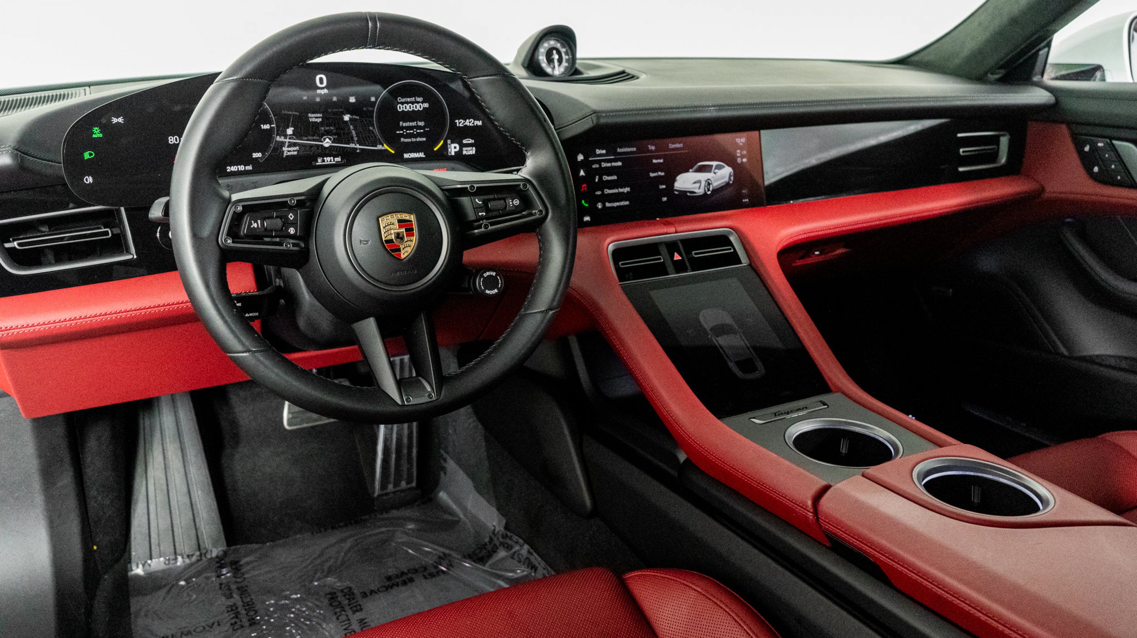 2024 Porsche Taycan Turbo S photo 2