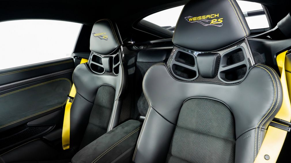 2025 Porsche Cayman GT4 RS photo 3