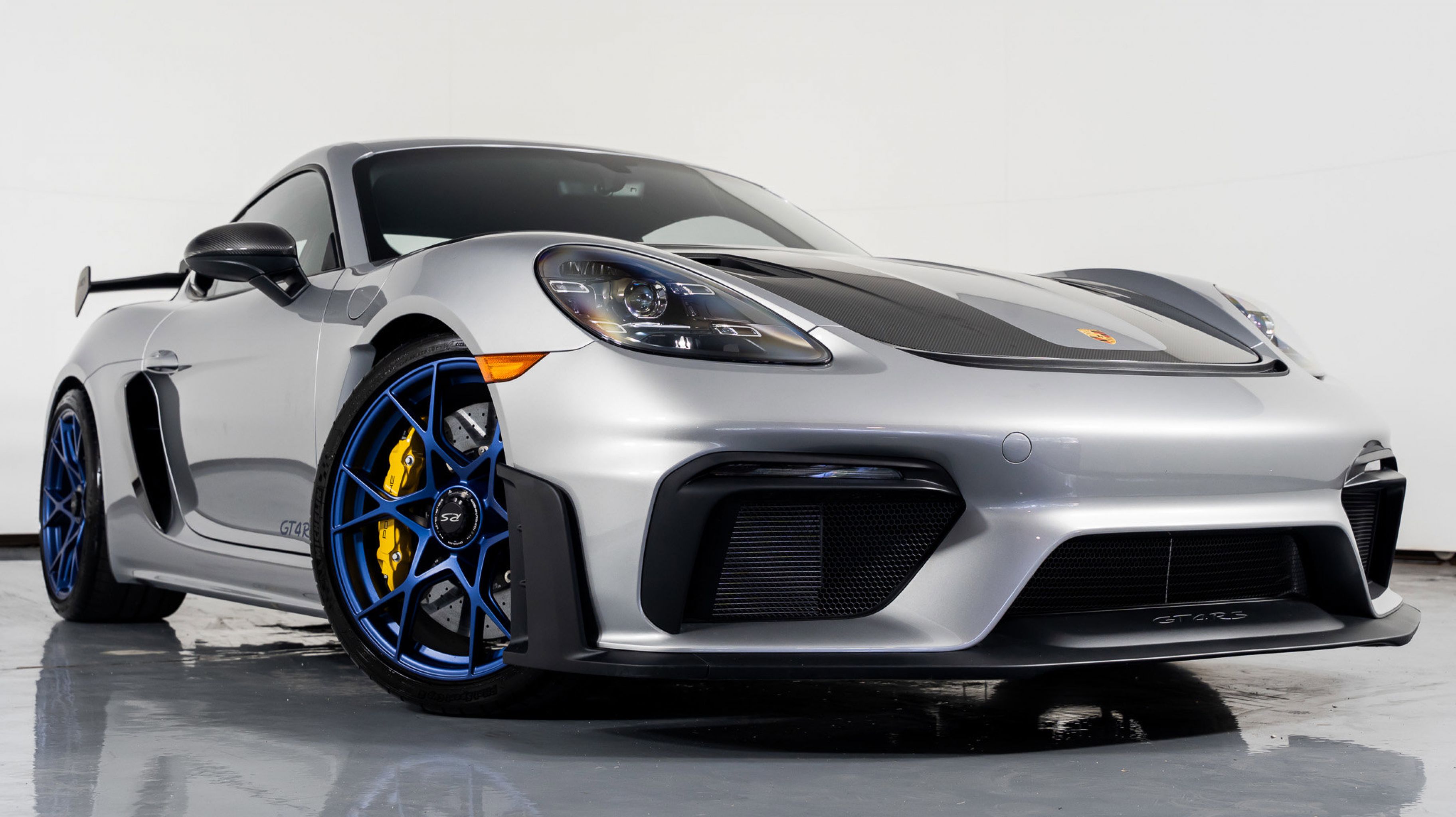 2025 Porsche Cayman GT4 RS photo 4