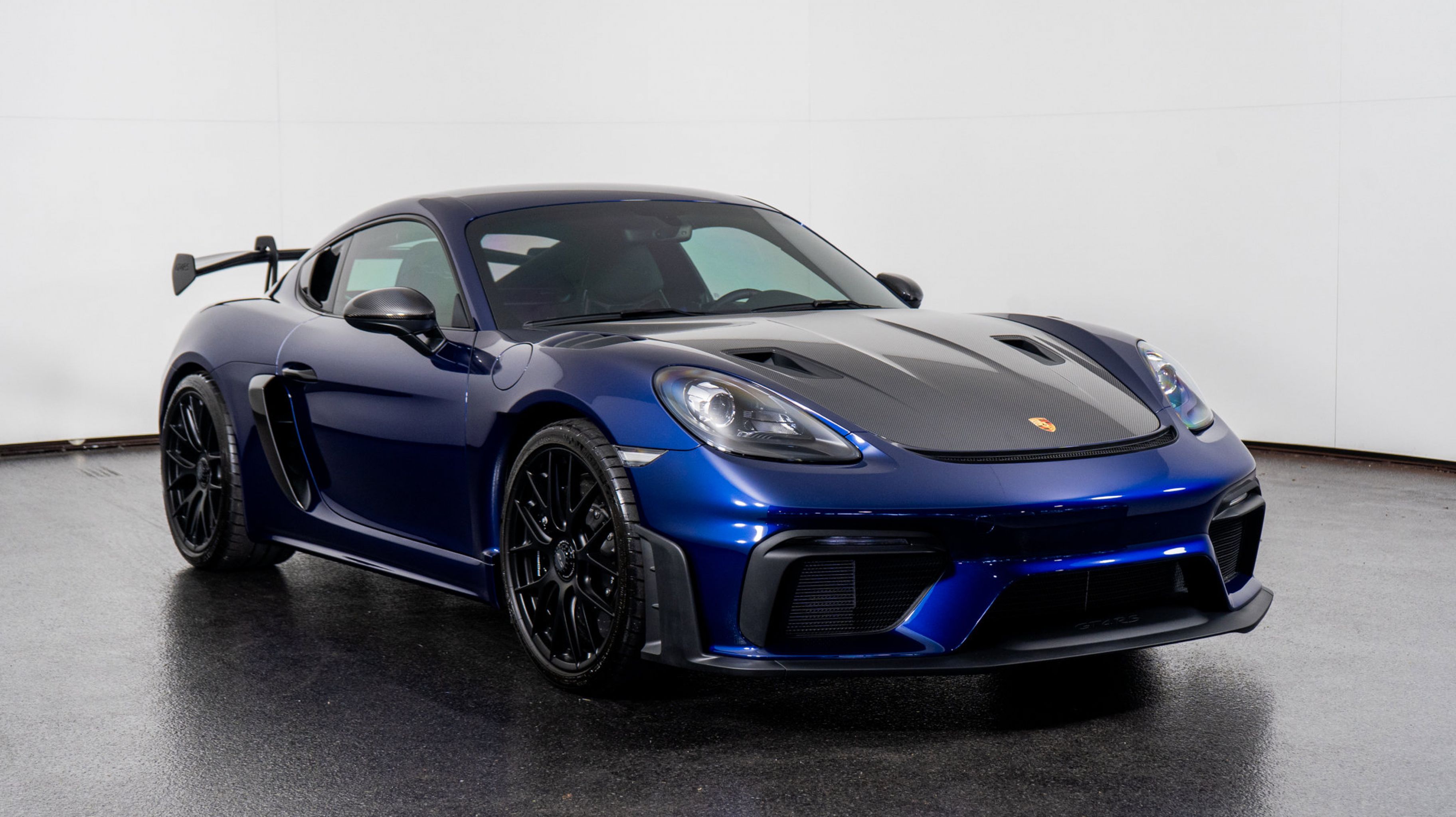 2023 Porsche Cayman GT4 RS photo 3