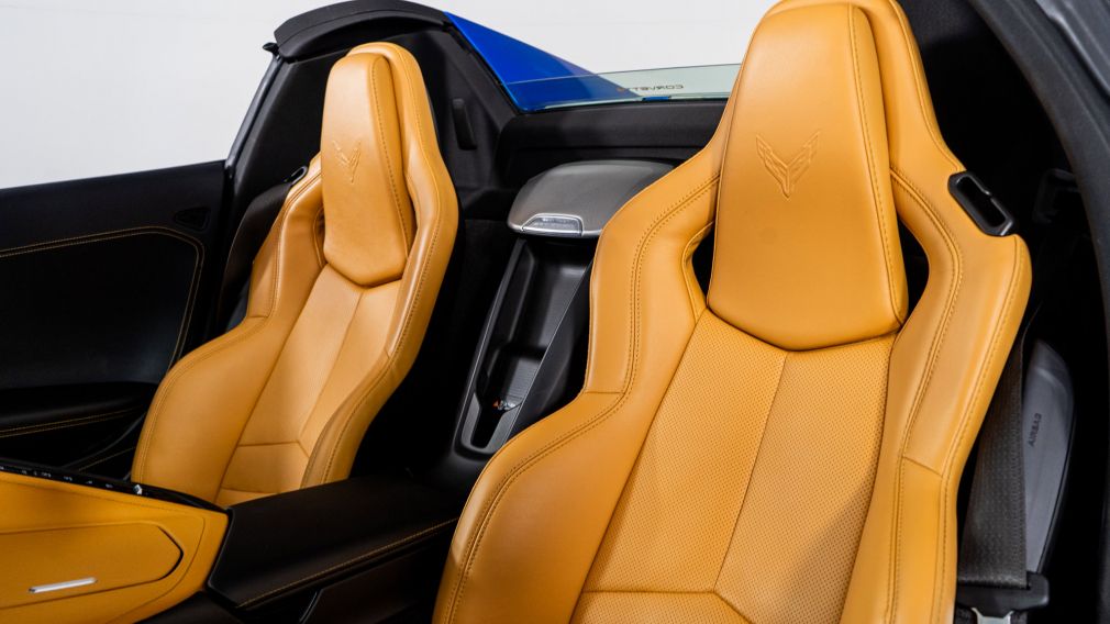 2024 Chevrolet Corvette Stingray 2LT photo 3