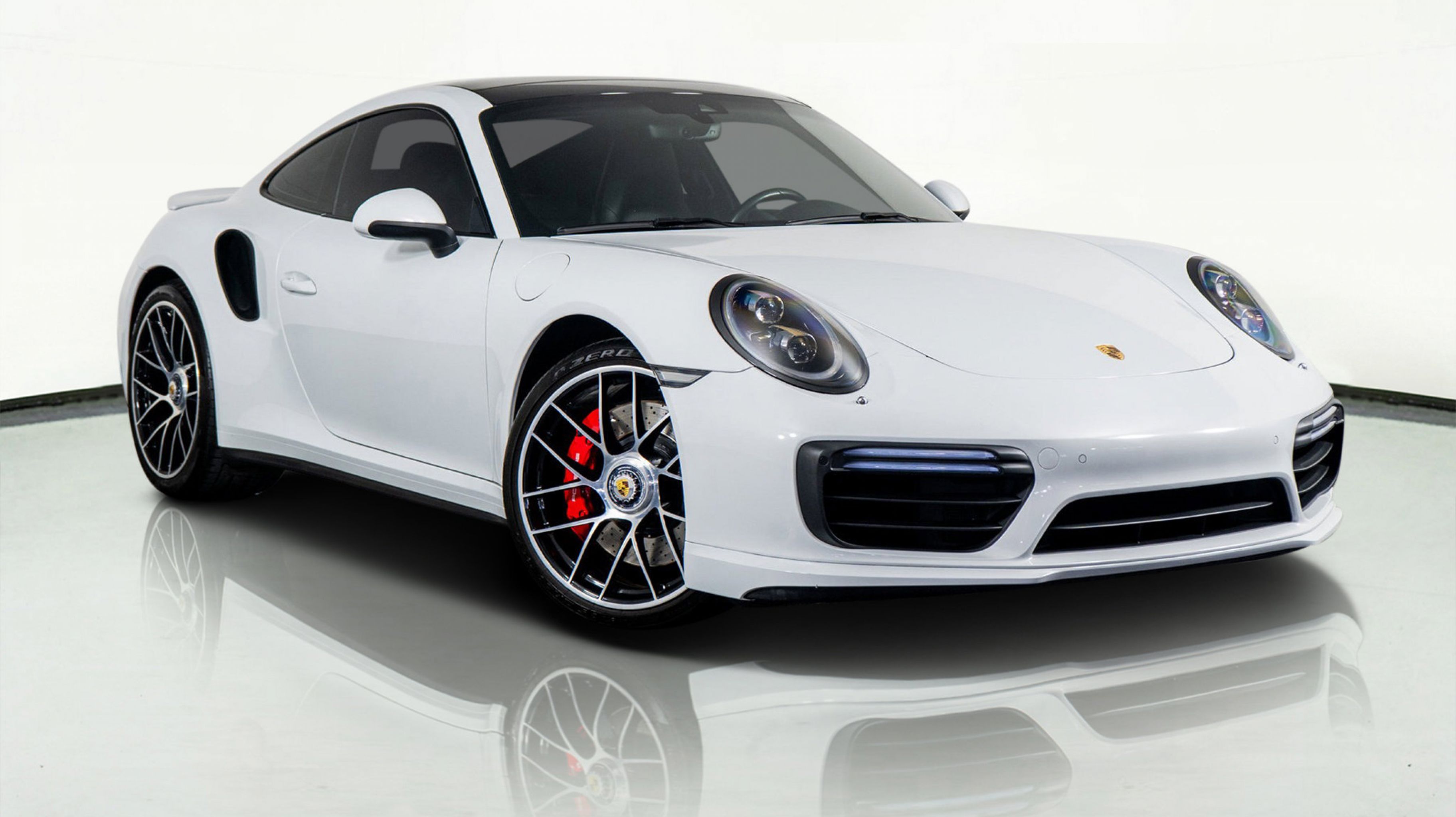 2017 Porsche 911 Turbo's photo