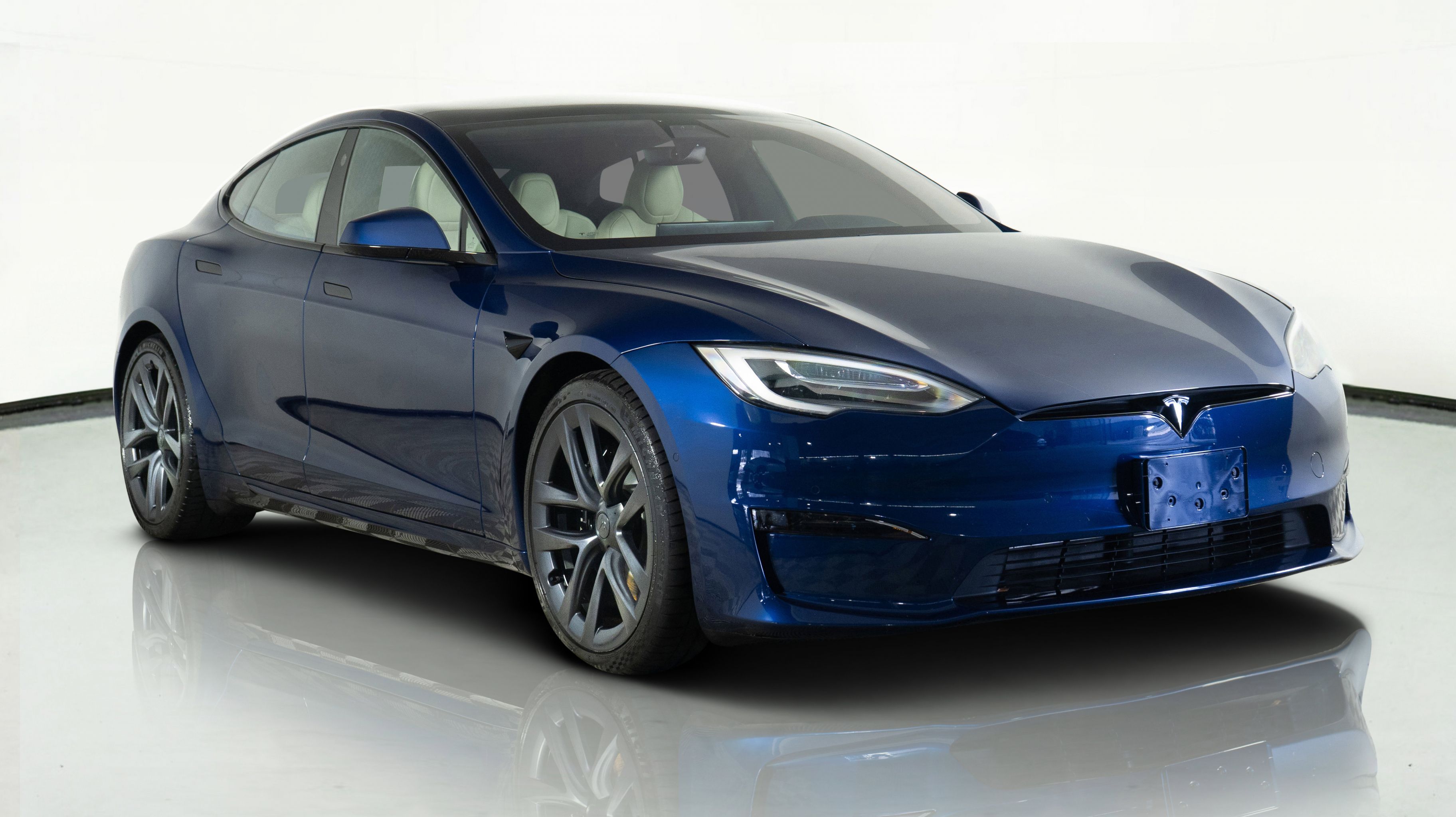 2021 Tesla Model S Plaid's photo