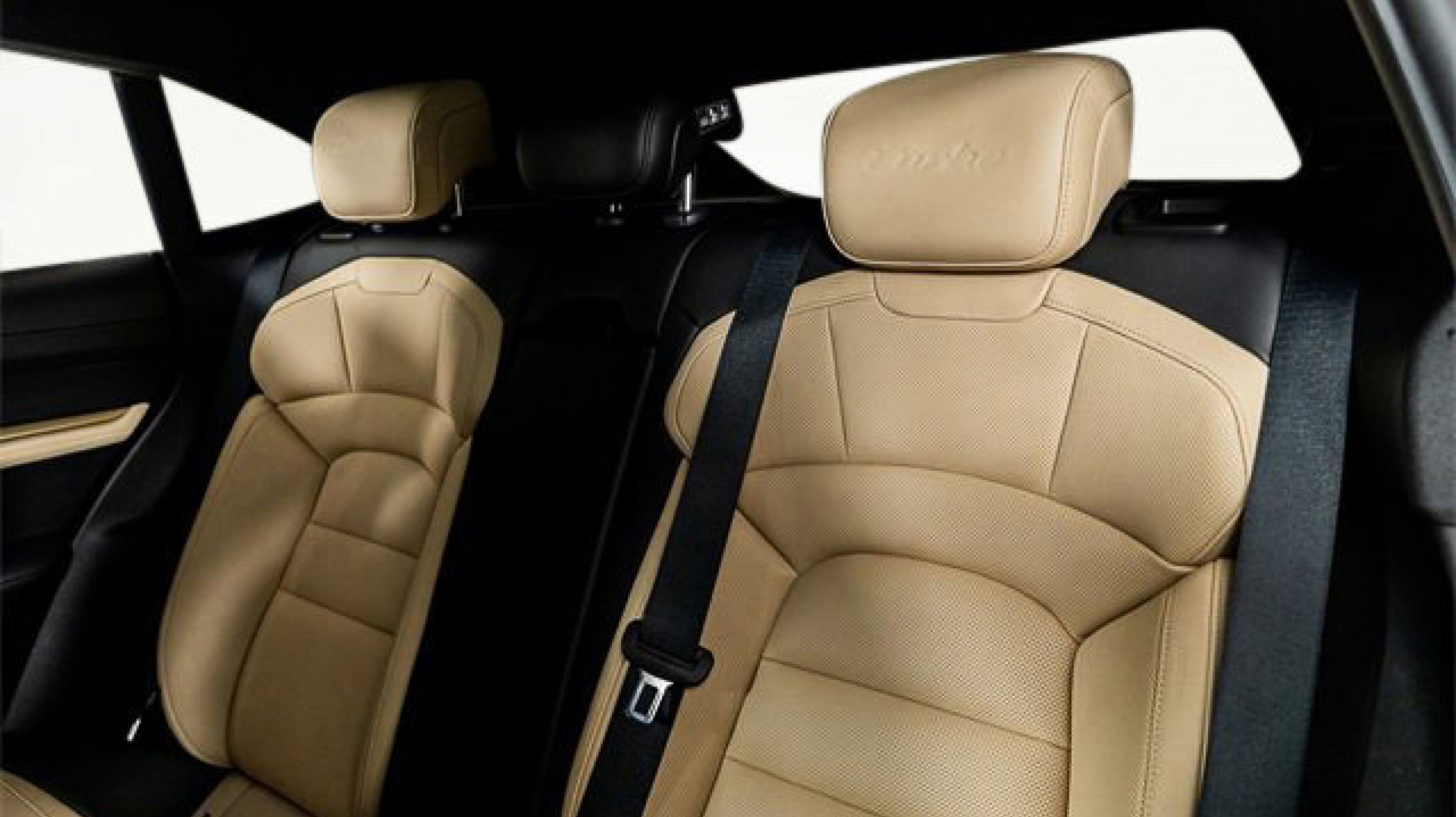 2024 Porsche Taycan Turbo Cross Turismo photo 3