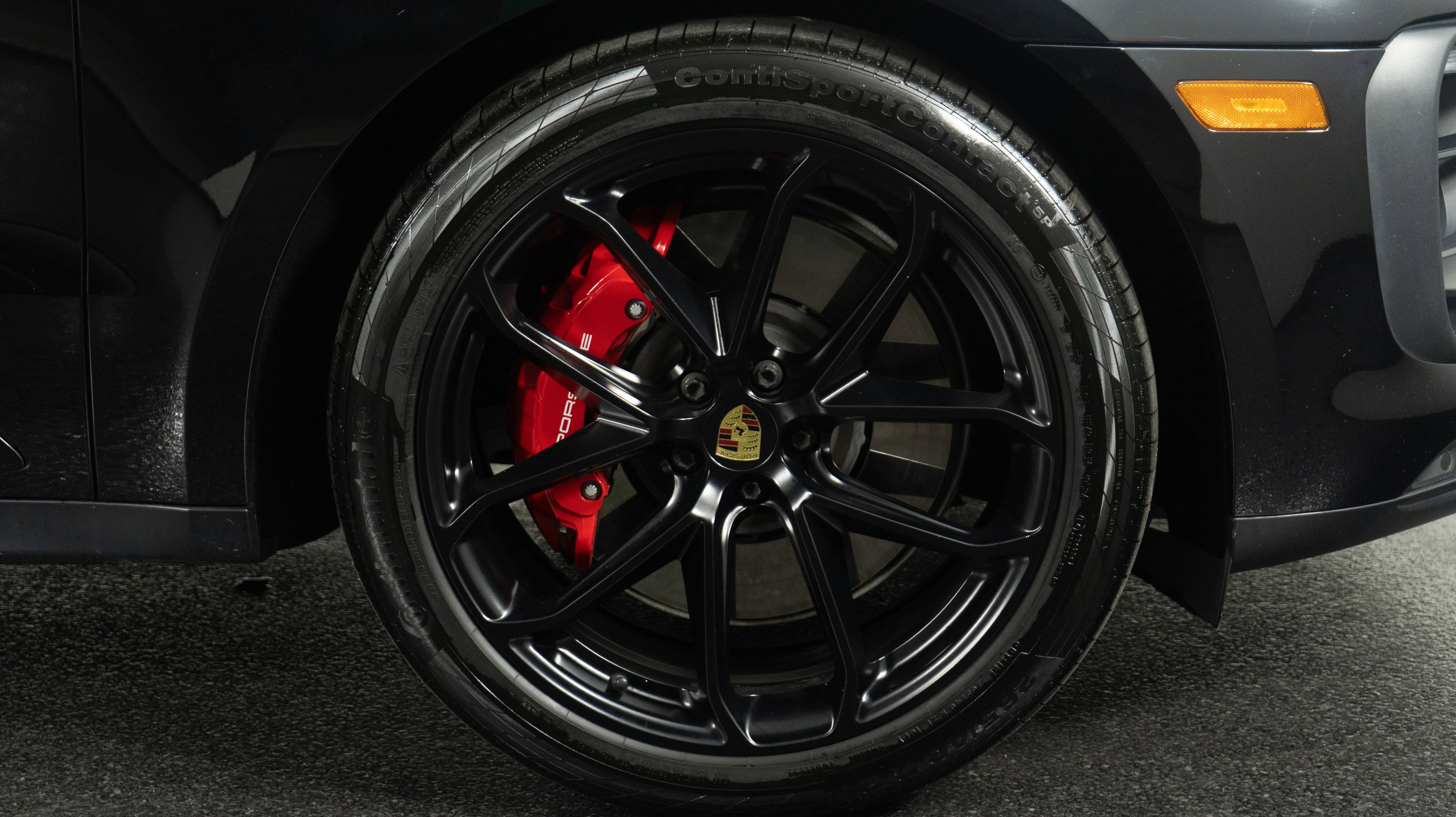 2023 Porsche Macan GTS photo 4