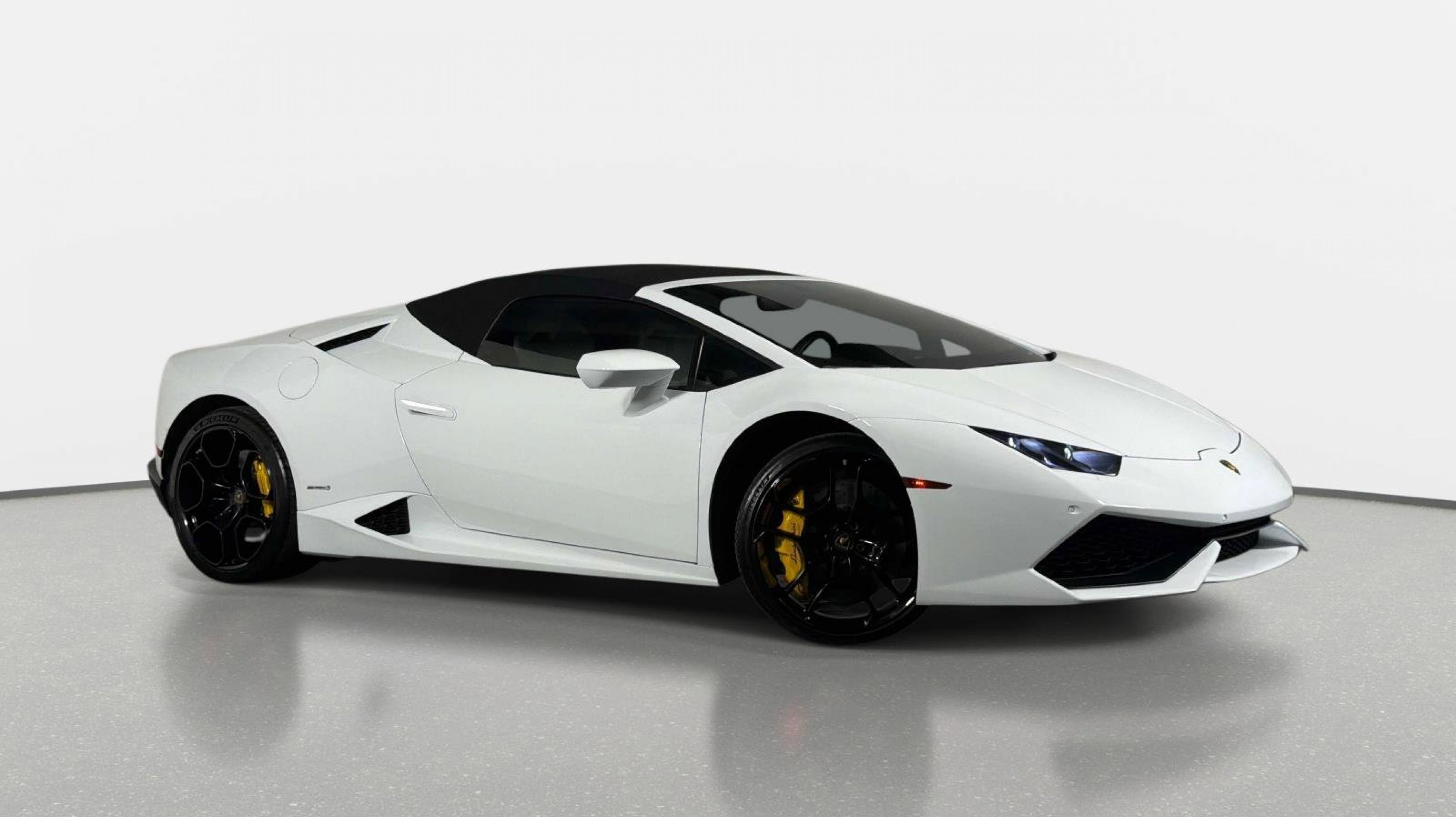 2018 Lamborghini Huracan LP610-4 Spyder's photo