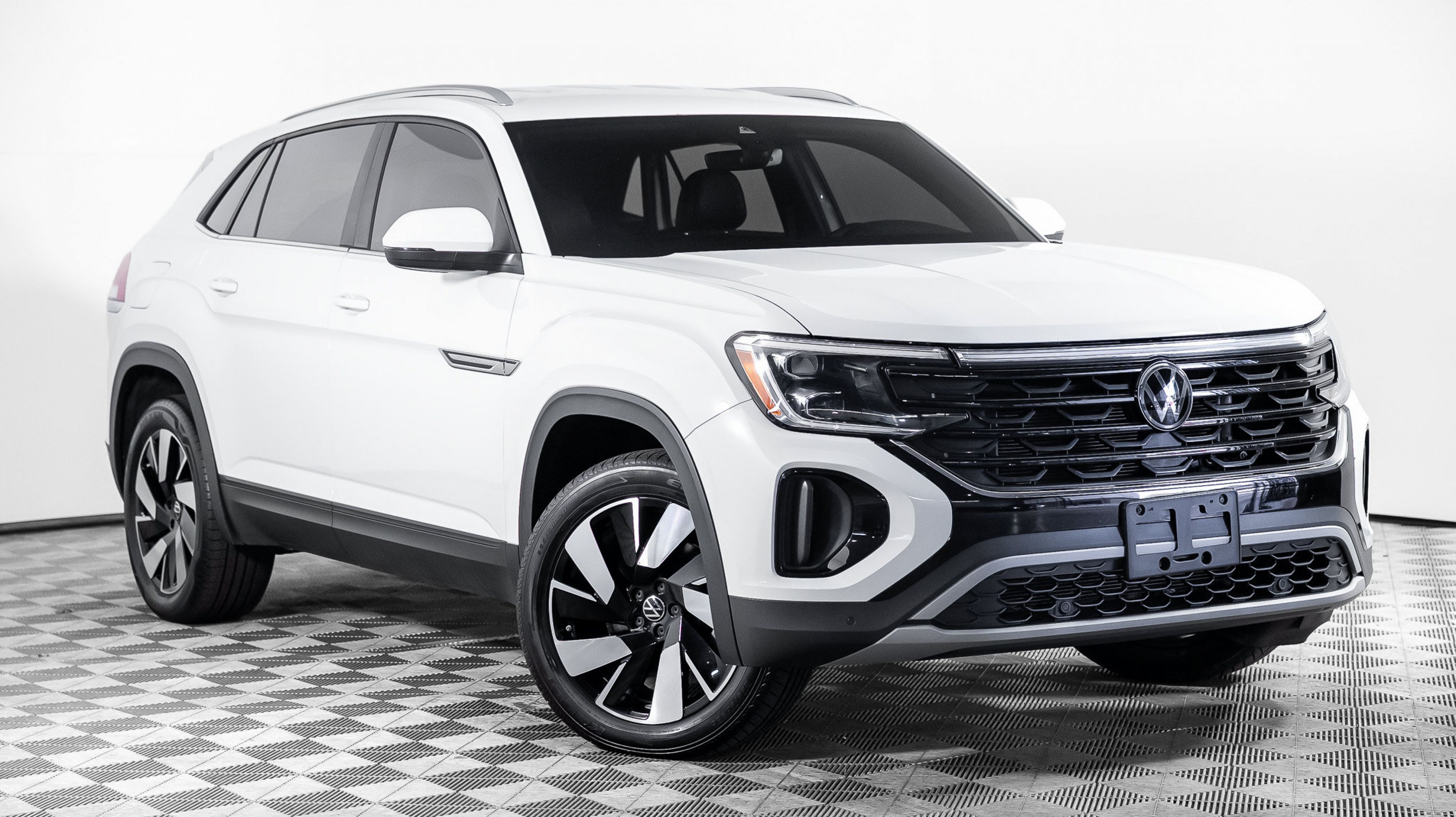 2025 Volkswagen Atlas Cross Sport