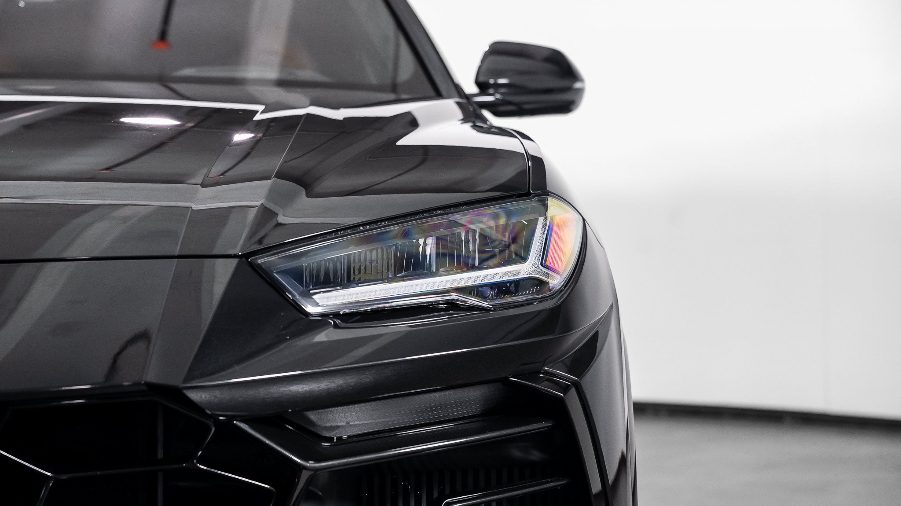 Used 2019 Lamborghini Urus Base for sale at HGreg