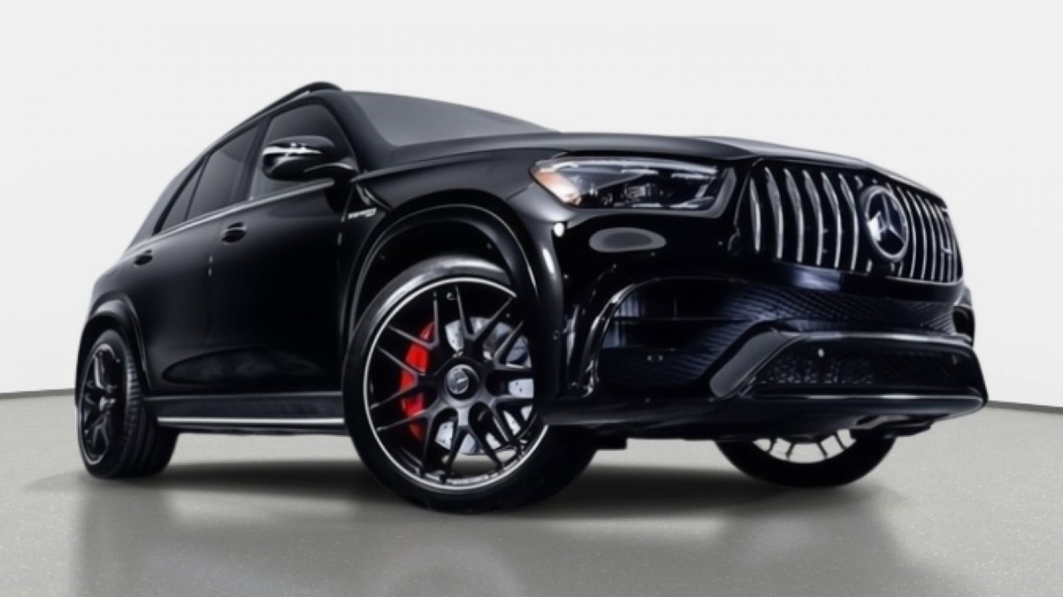 2025 Mercedes Benz GLE AMG 63 S photo 4