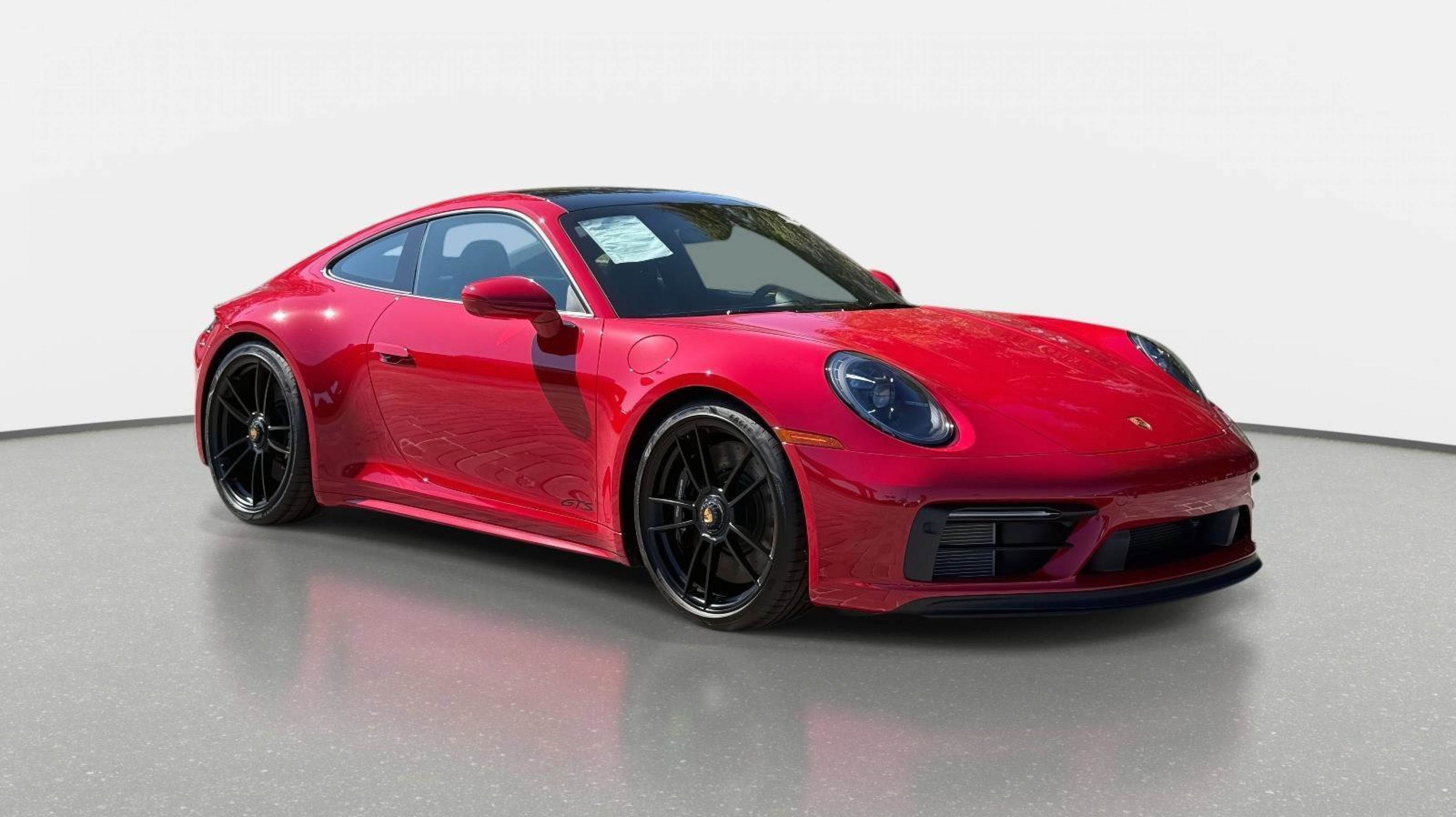 2024 Porsche 911 GTS's photo