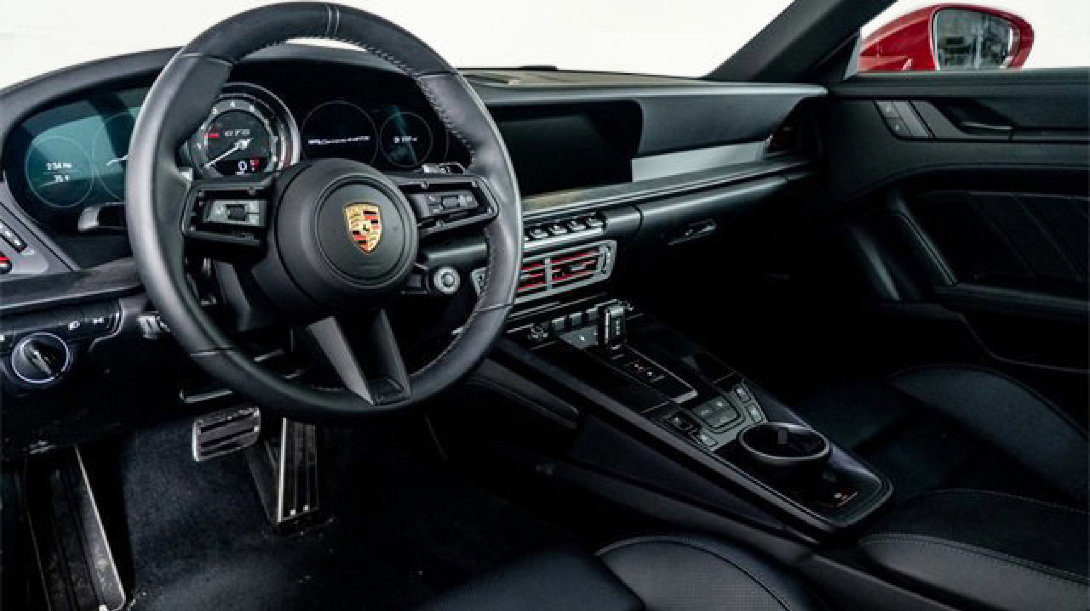 2024 Porsche 911 4 GTS photo 2