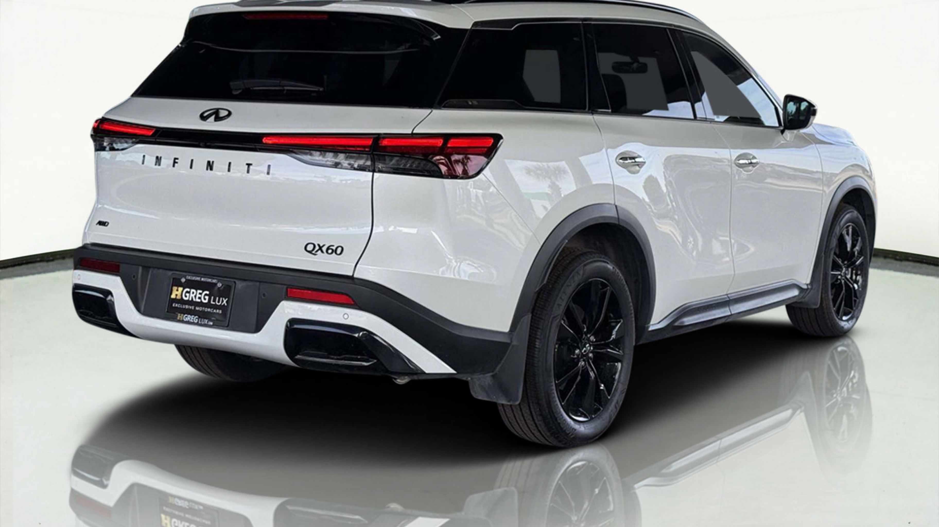 2025 Infiniti QX60 Luxe photo 3
