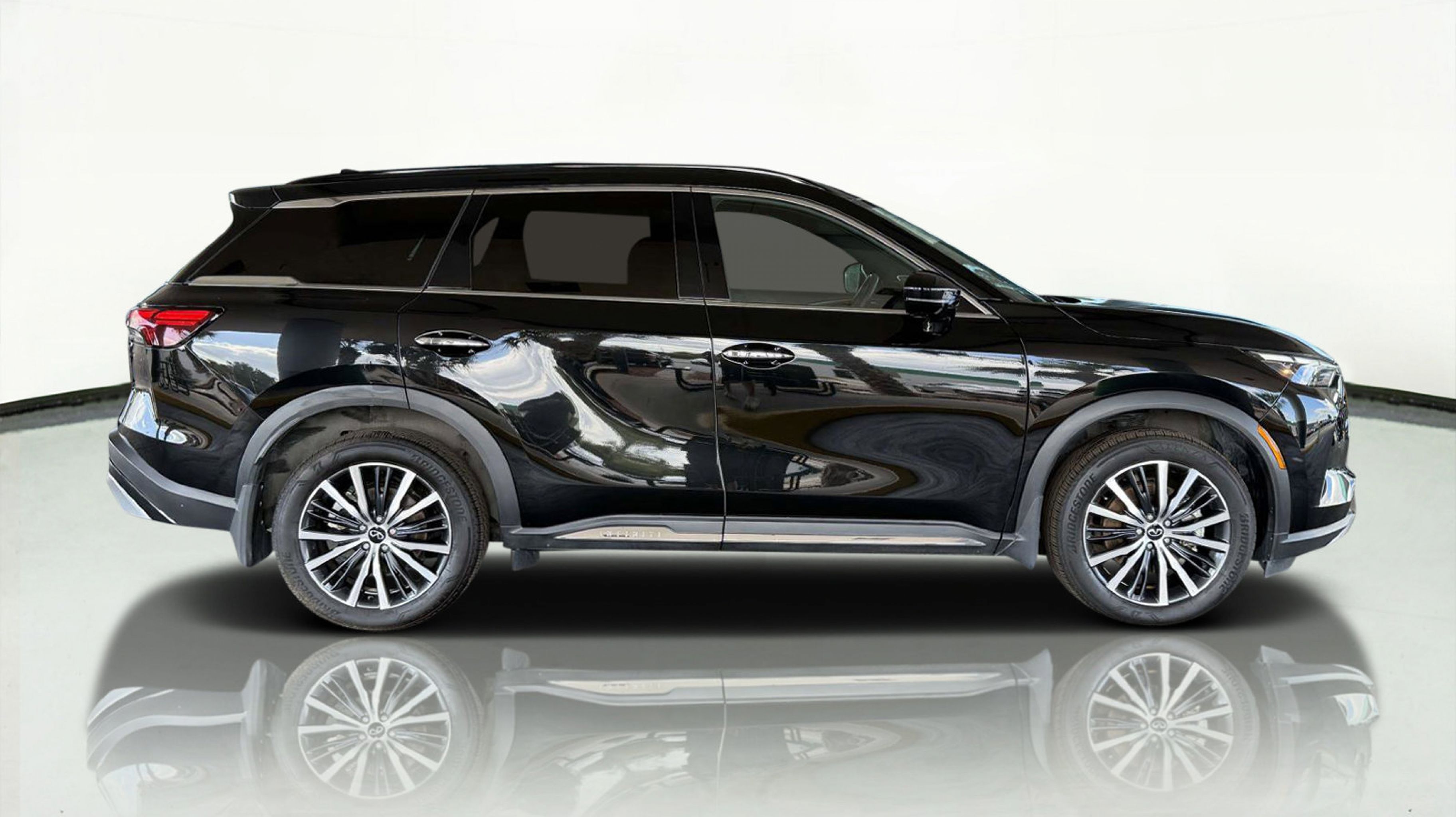 2025 Infiniti QX60 Autograph photo 2