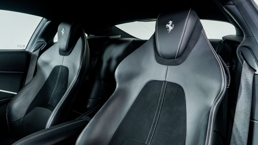 2022 Ferrari Roma photo 3