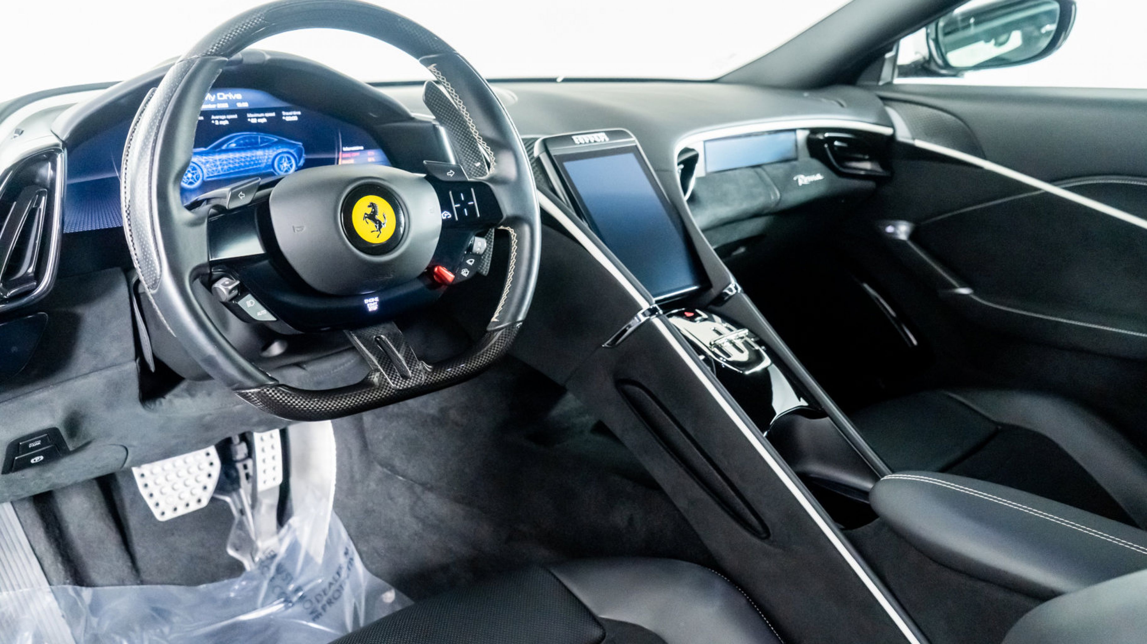 2022 Ferrari Roma photo 2