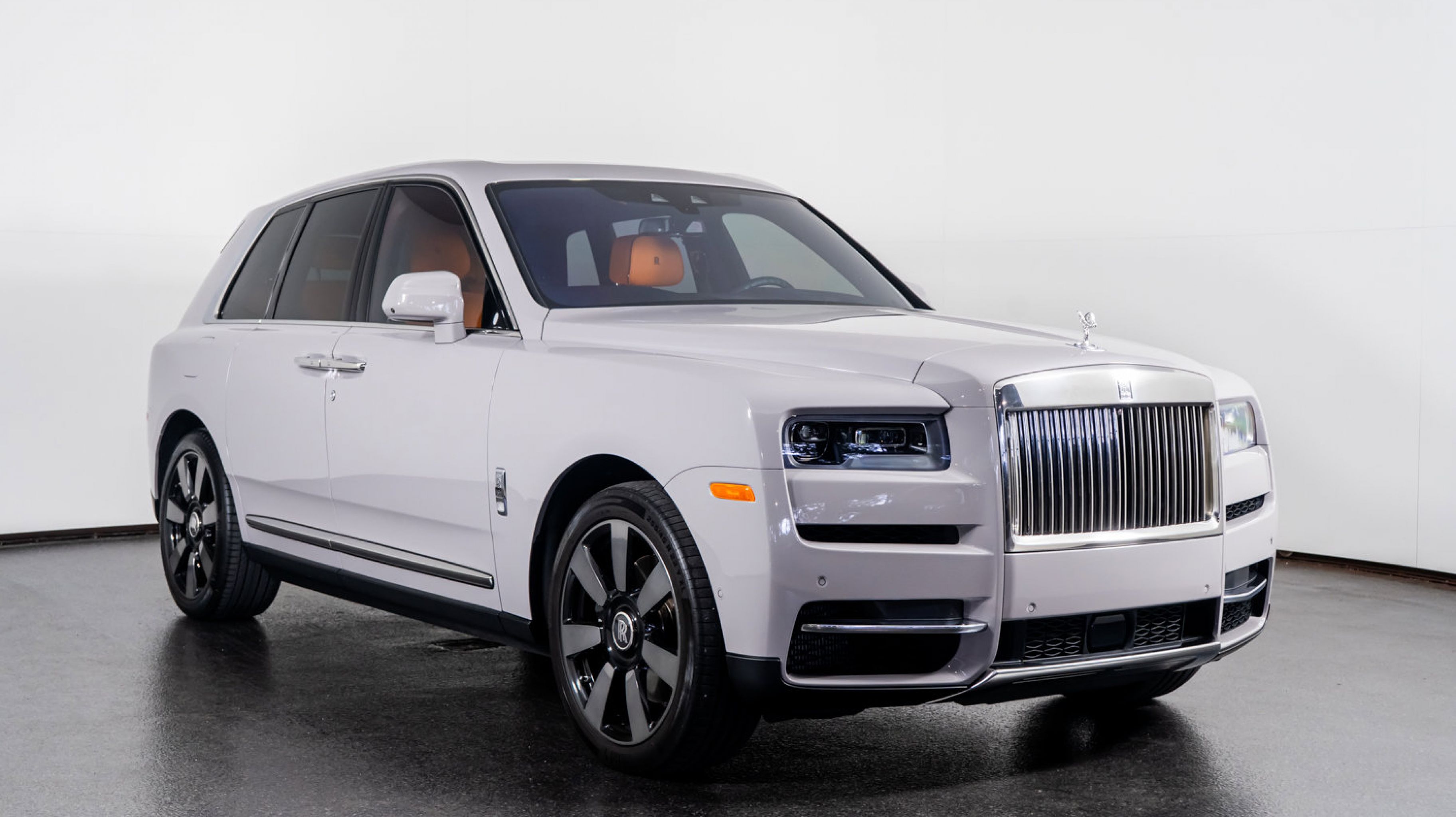 2023 Rolls Royce Cullinan RR31 photo 4